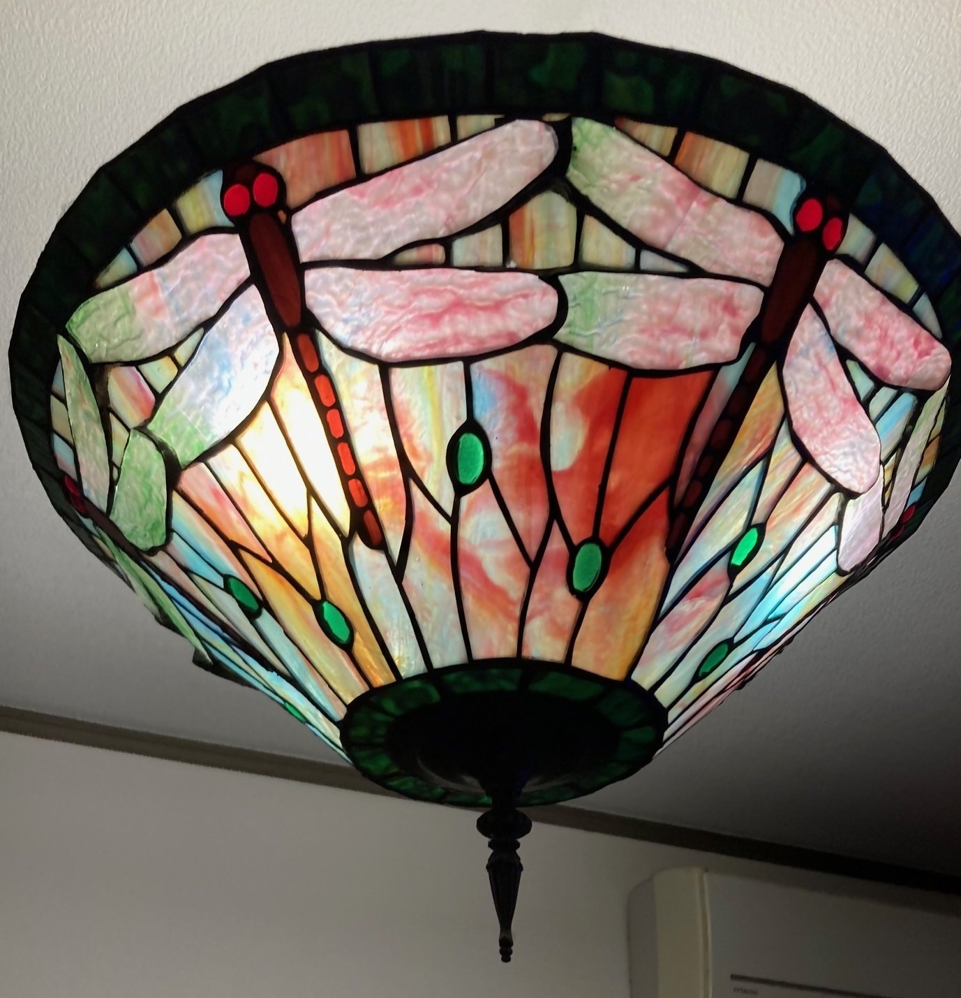 100FES-ステンドグラス作家-】『ステンドグラス作りは「きれい」しかで