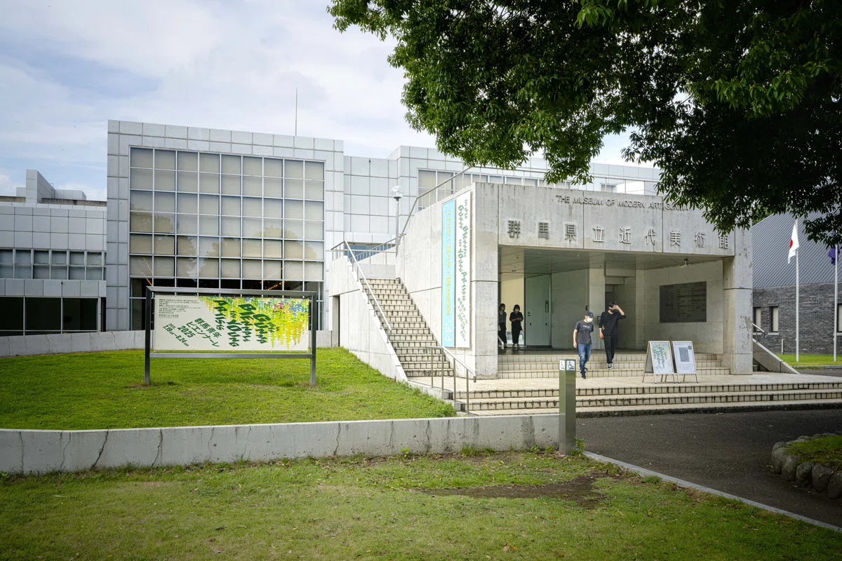 群馬青年ビエンナーレ2025 群馬県立近代美術舘 レポート｜「レビューと 