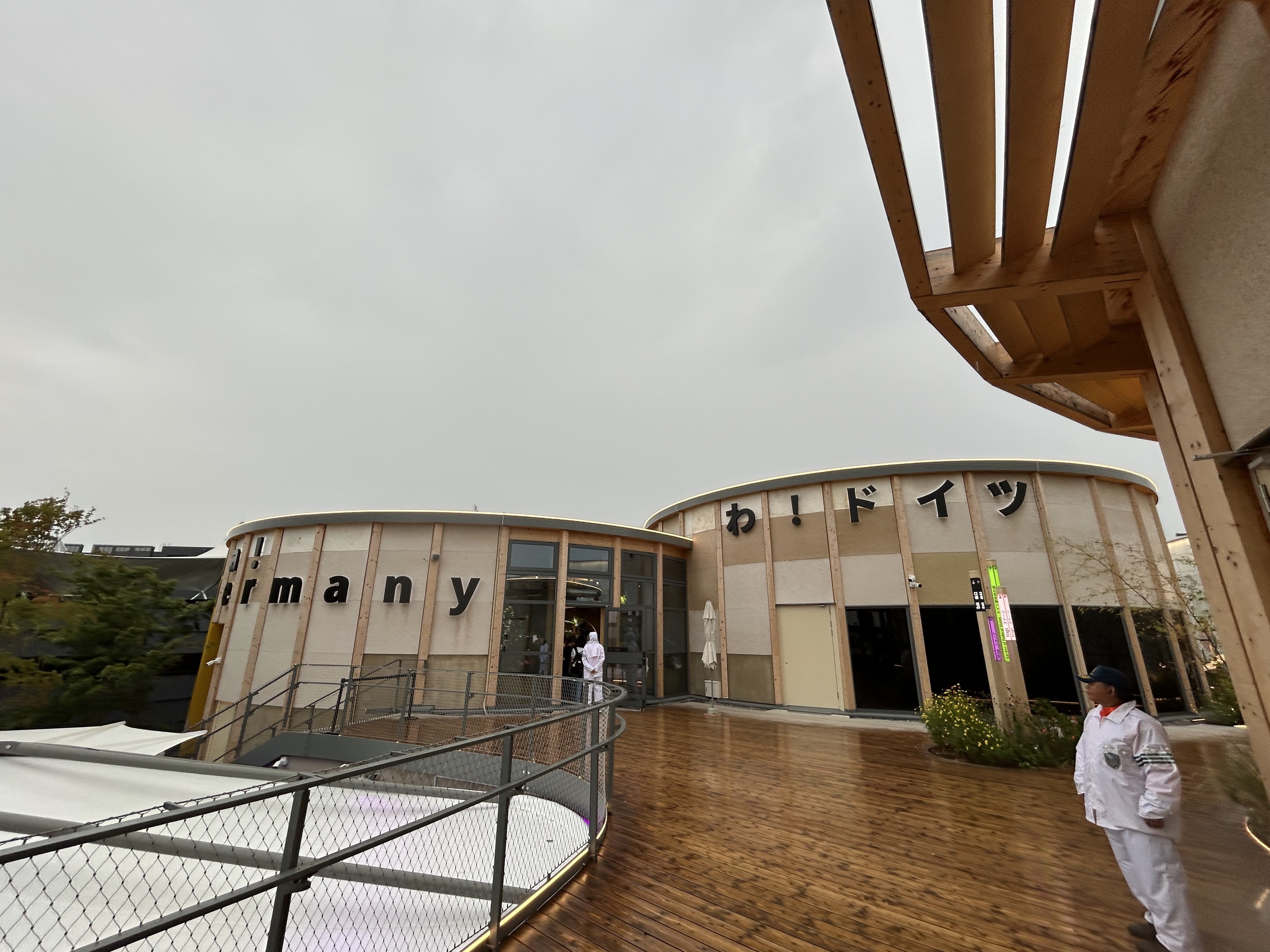 5回目の万博。念願のドイツパビリオンへ（2025/8/10）｜knmr