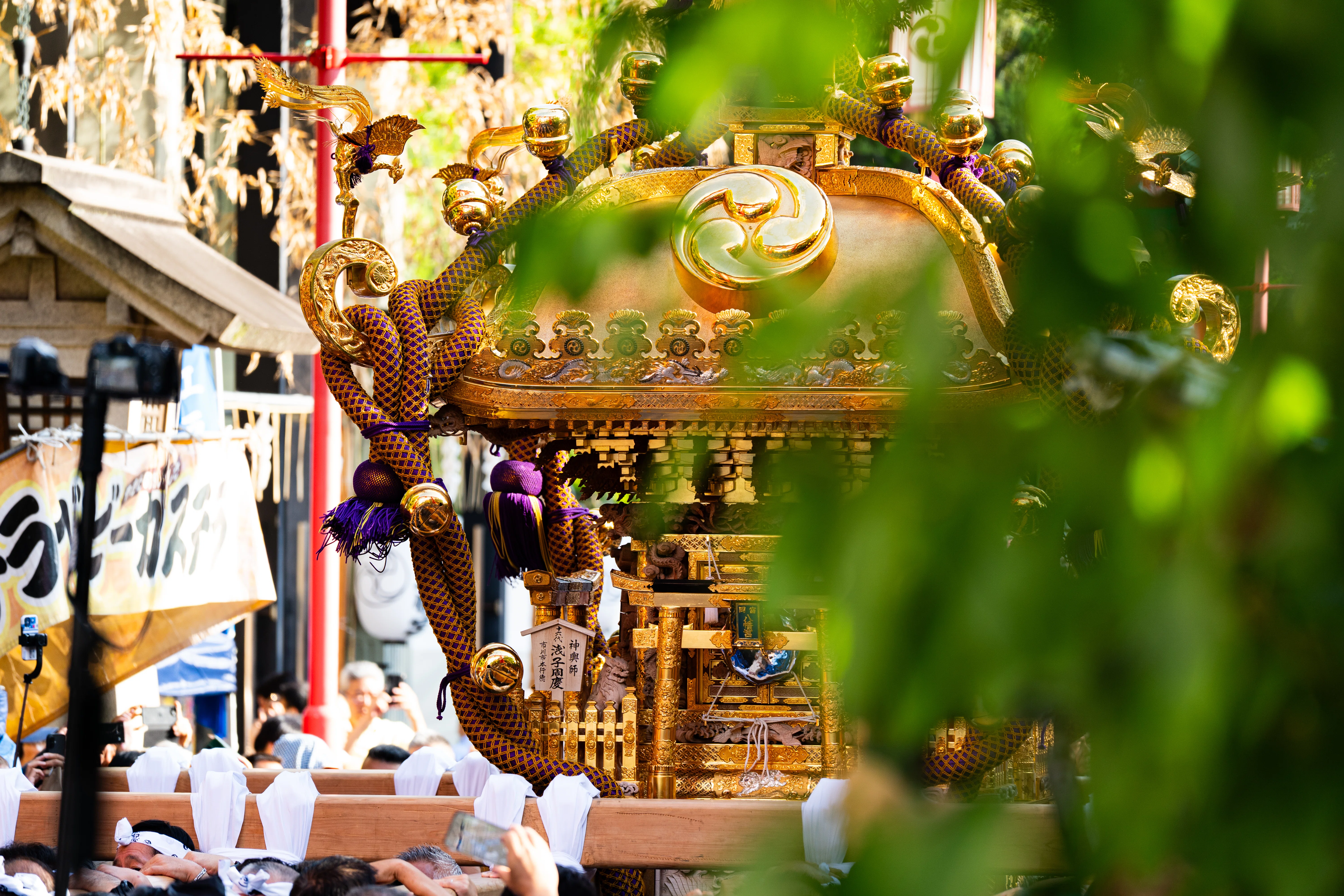 富岡八幡宮の二の宮神輿渡御｜なの