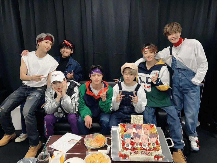 BTS JAPAN OFFICIAL FANMEETING VOL.5 [MAGIC SHOP