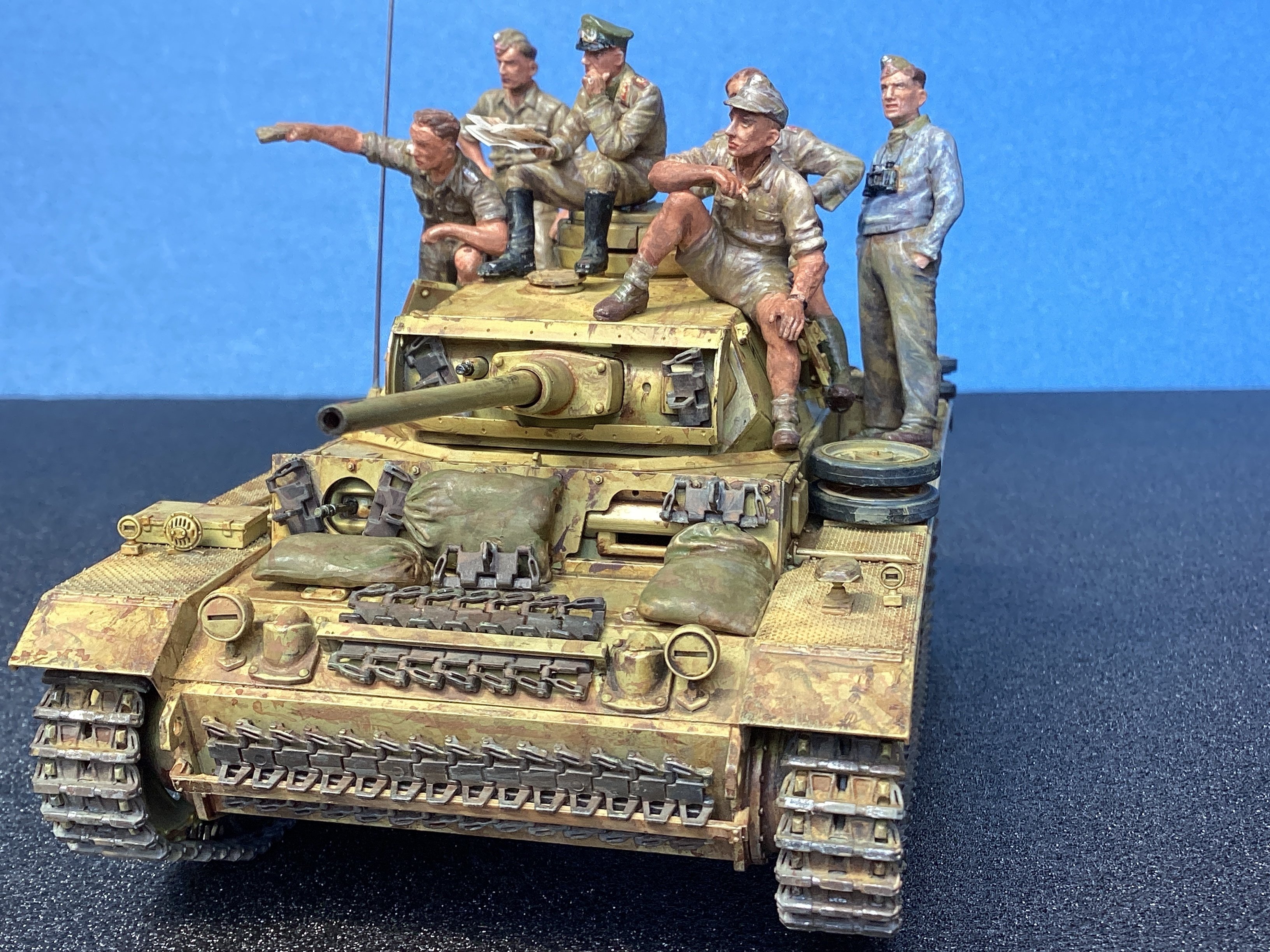 三号戦車L型ロンメル軍団1/35完成品 III号戦車L型ロンメル軍団1/35｜HowBank MASA