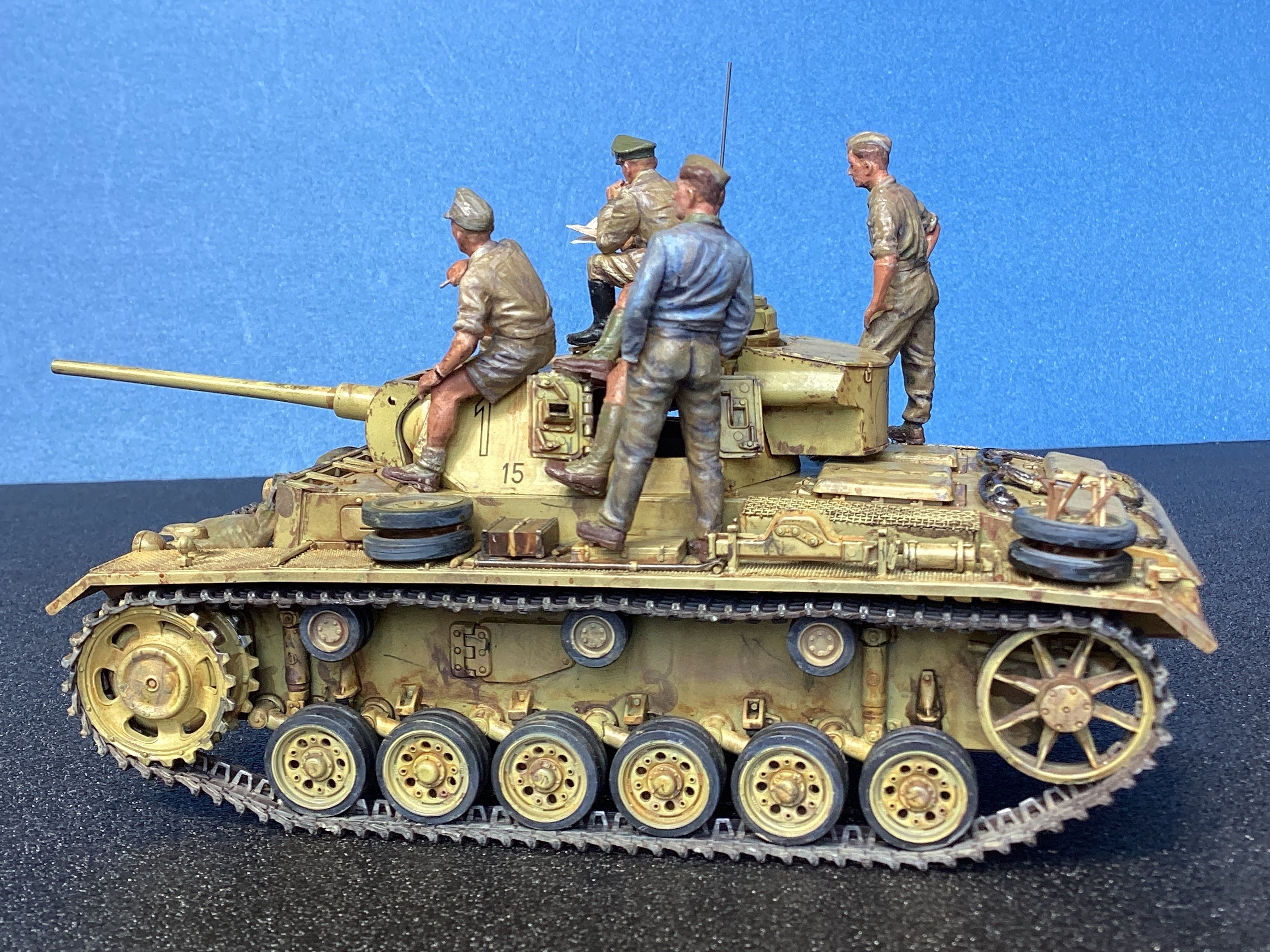 三号戦車L型ロンメル軍団1/35完成品 III号戦車L型ロンメル軍団1/35｜HowBank MASA