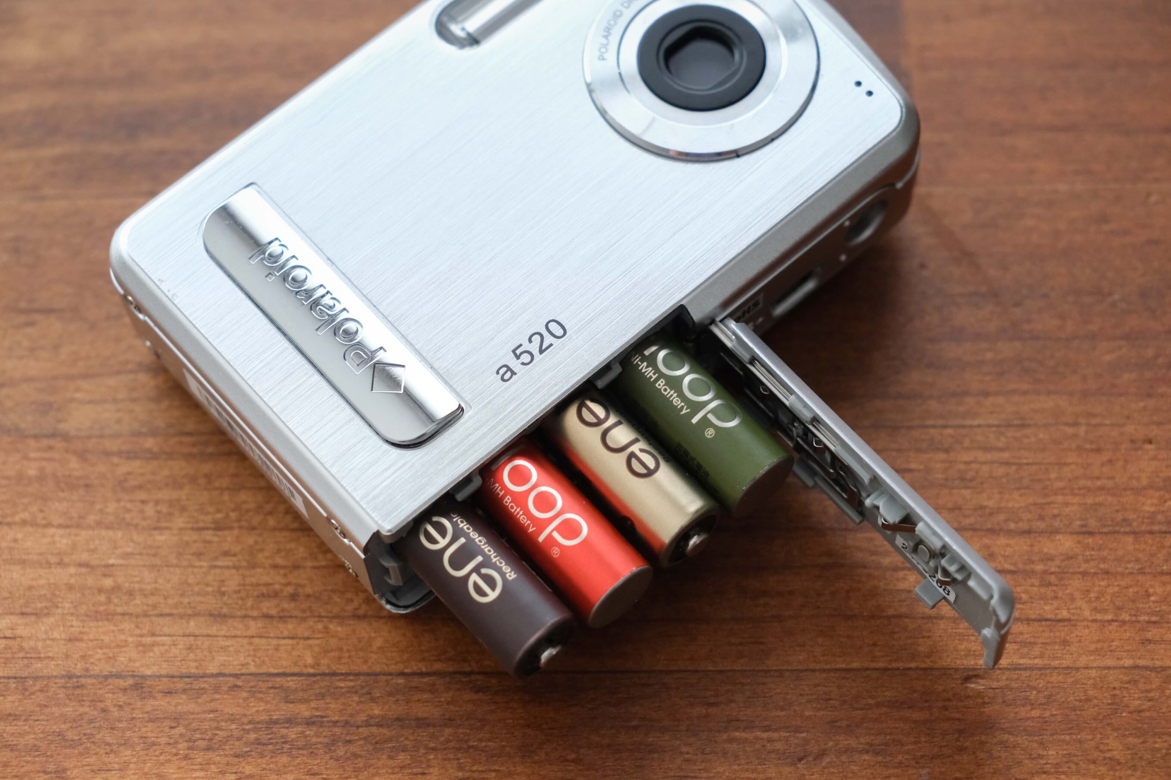 ポラロイド デジカメ a520 コレクション　レトロ Polaroid a520 コンパクトデジタルカメラ - メルカリ