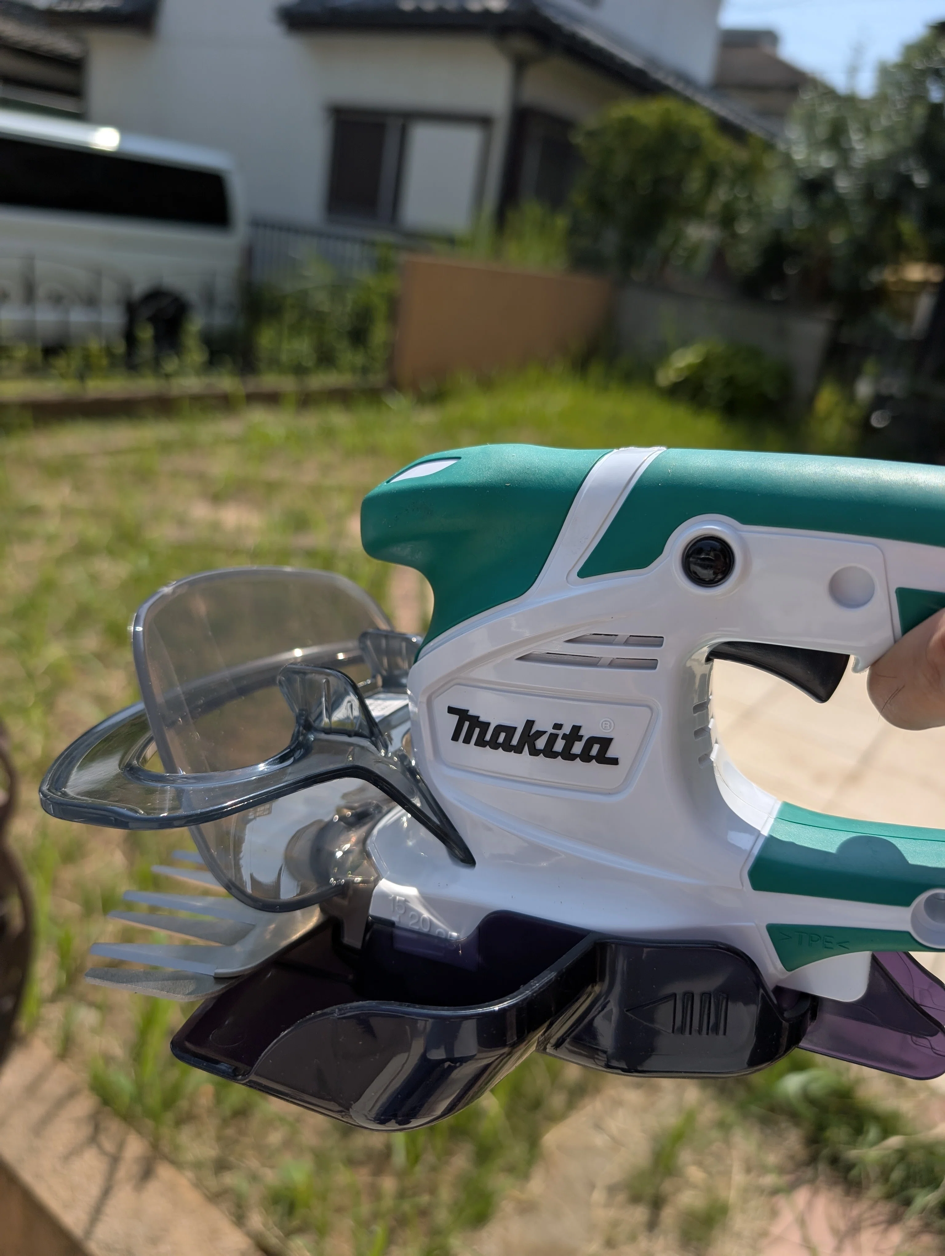 買って良かったマキタの芝刈り機｜HAYA