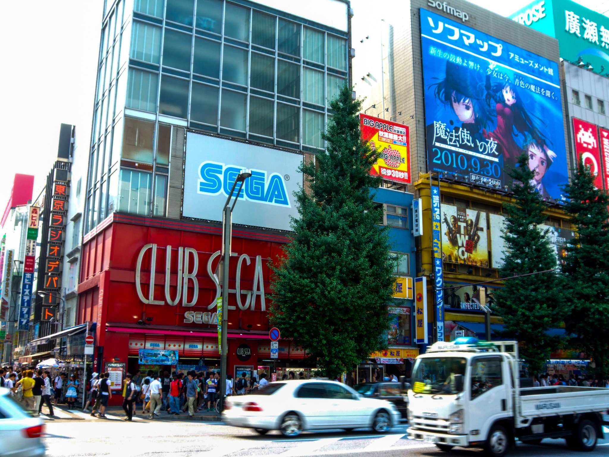 秋葉原電気街CLUB SEGA(2010)｜Joe