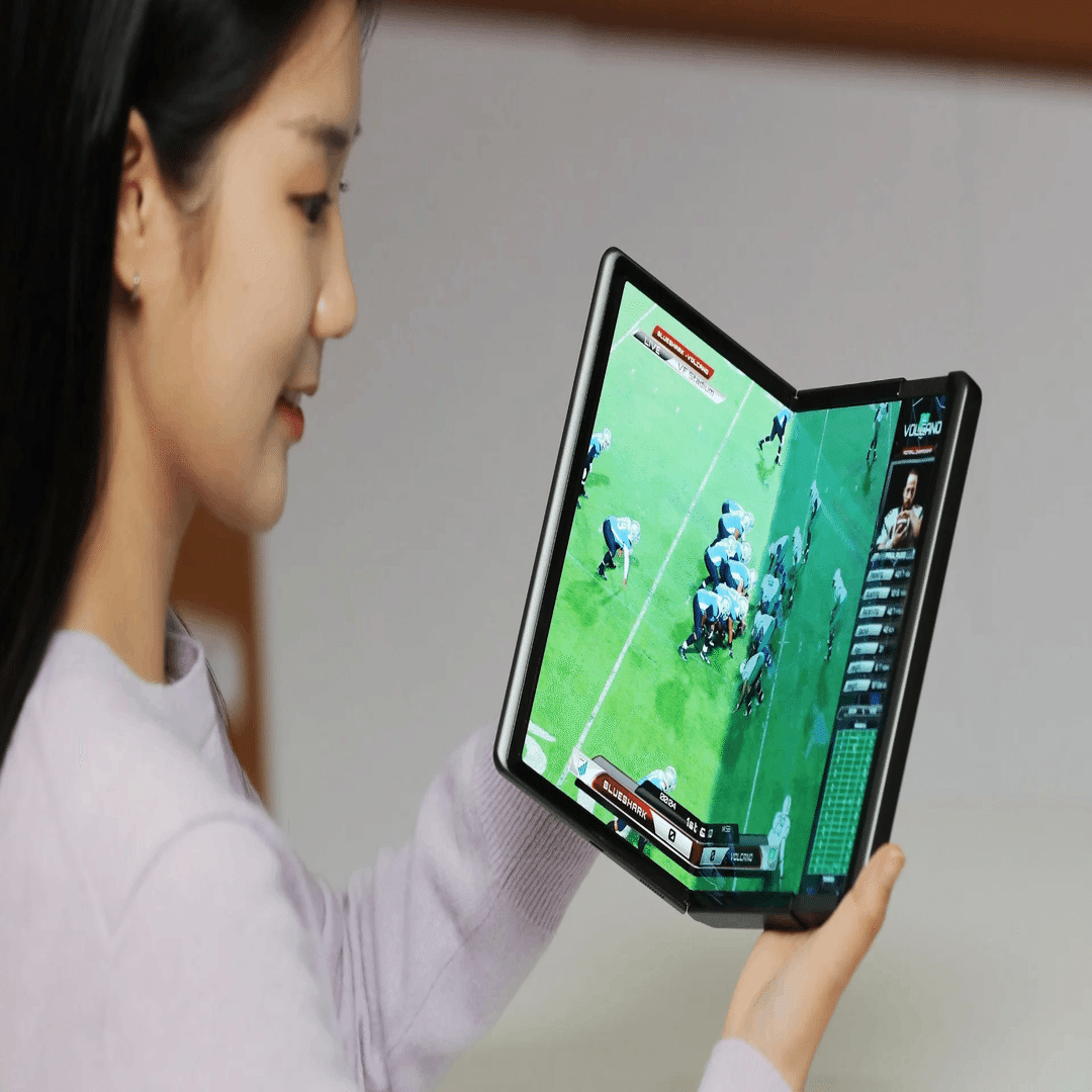 トライフォールド（三つ折り）スマートフォン「Galaxy Z TriFold