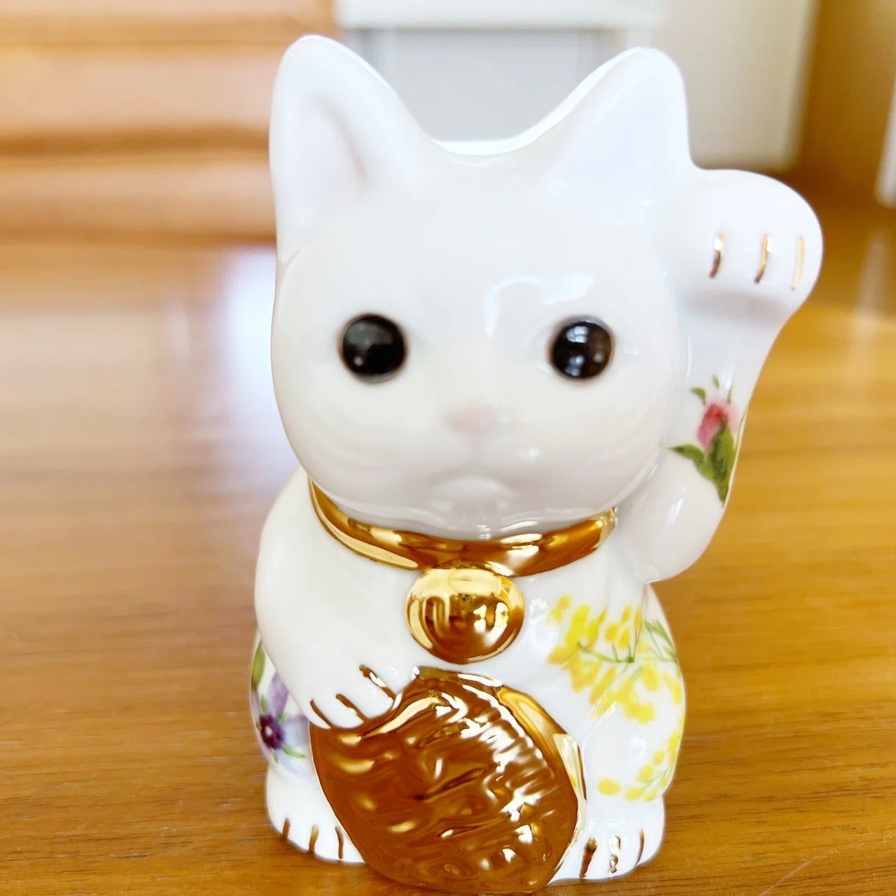海外で人気】なぜ日本の「Maneki Neko」は世界で愛されるのか｜縁起屋