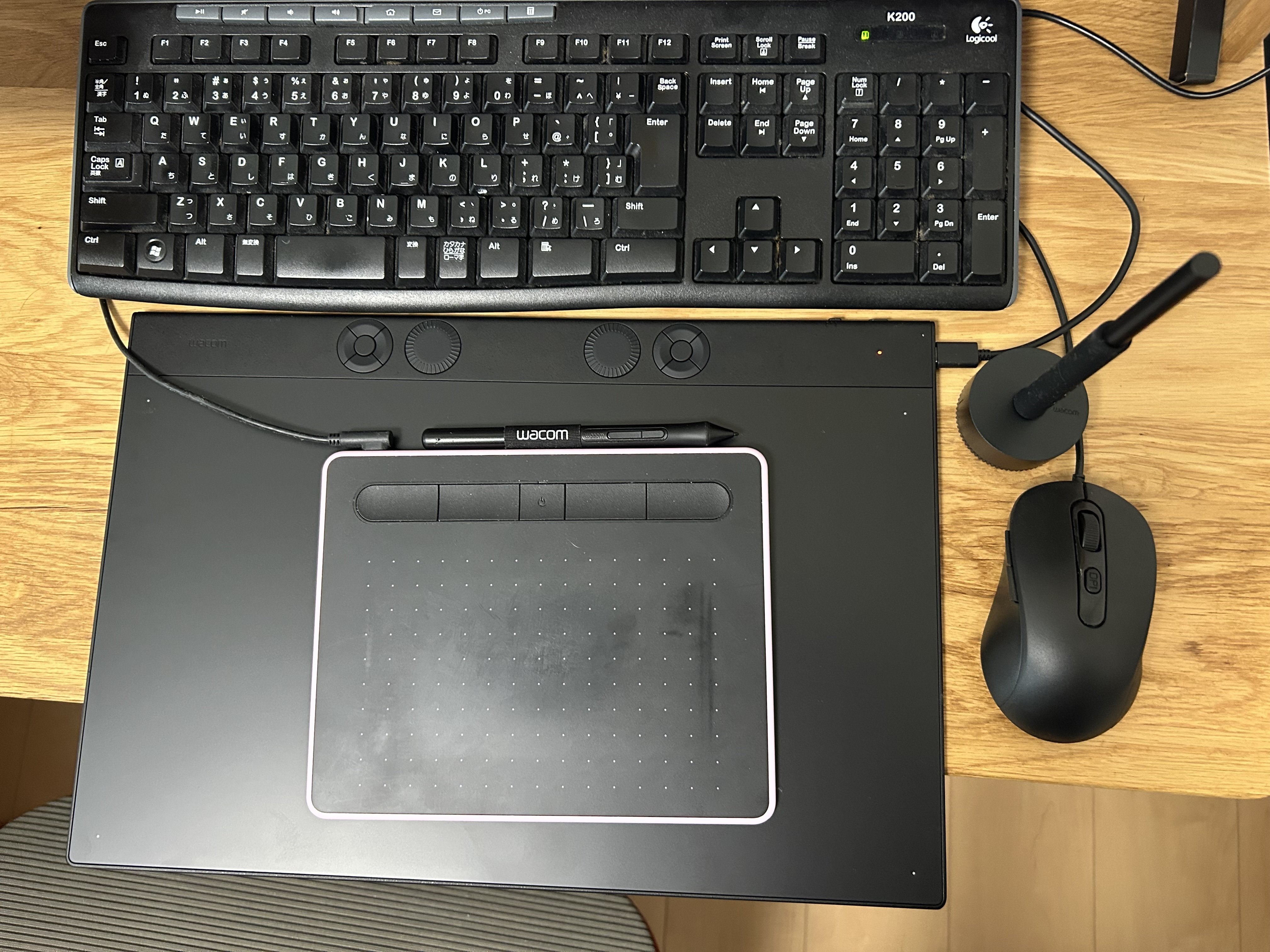 ワコム板タブ Intuos Pro Lサイズ ワコム Intuos Pro Large PTH-860/K0
