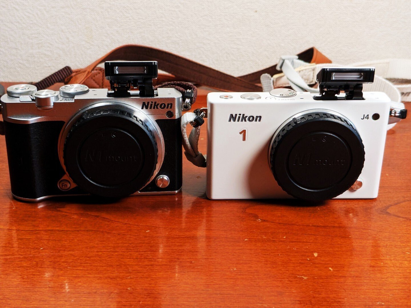 T*M様 196 NIKON 1 J5 ダブルレンズキット BLACK 現状品 Amazon |