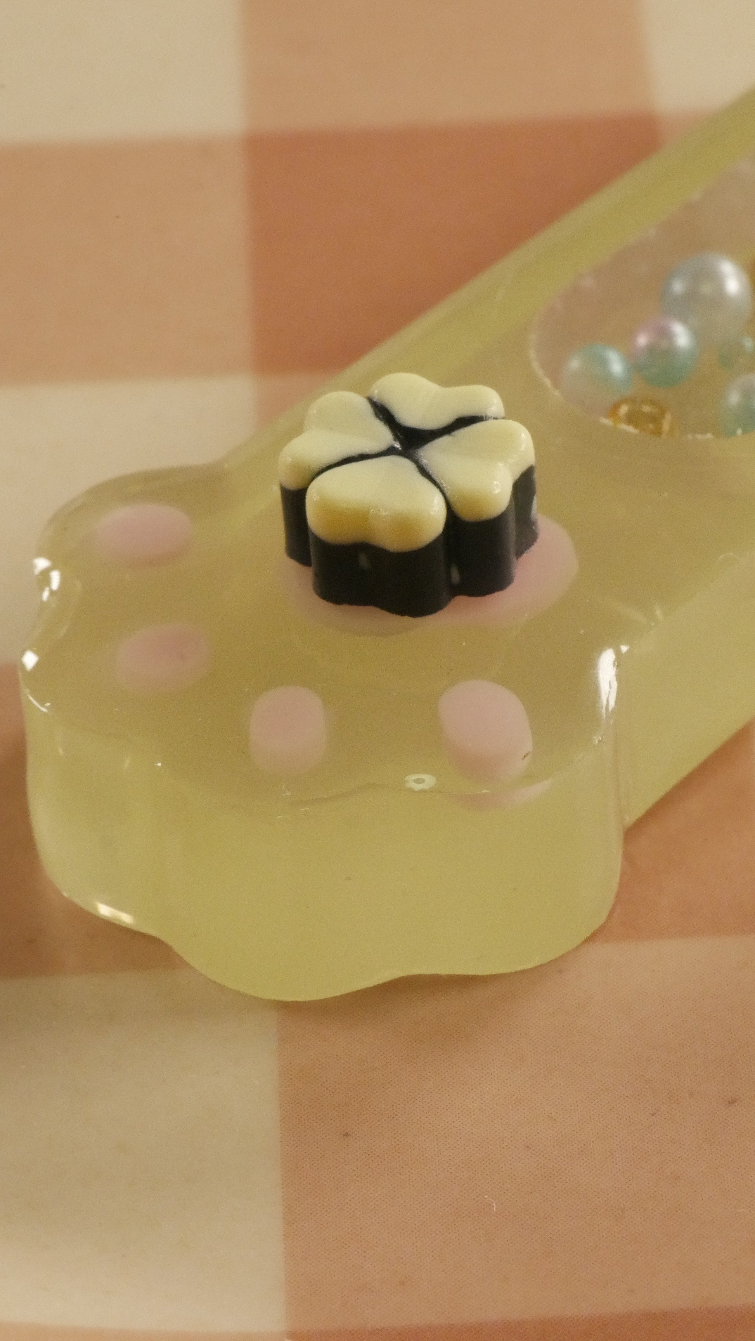 専用★バレンタイン　チョコレート　レジン猫チャーム　ミニチュア　フェイクスイーツ 専用☆バレンタイン チョコレート レジン猫チャーム ミニチュア