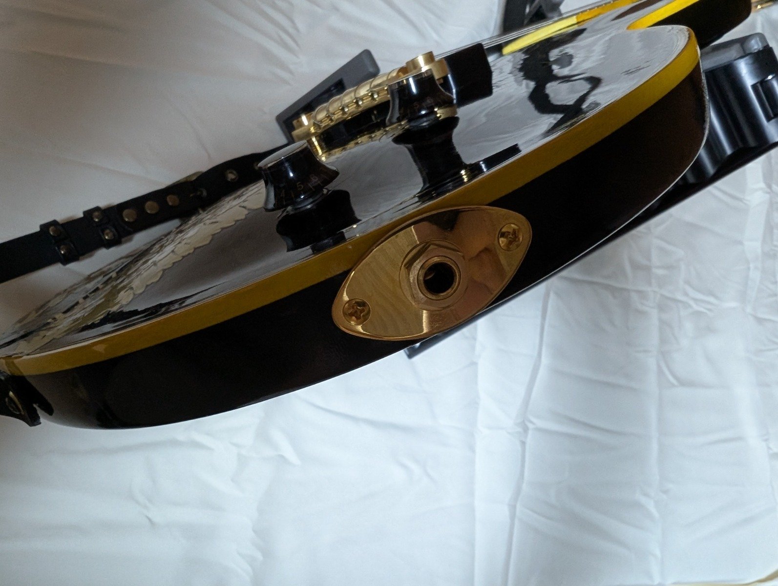 八橋蒔絵螺鈿硯箱風ギターに改造｜歌月工芸