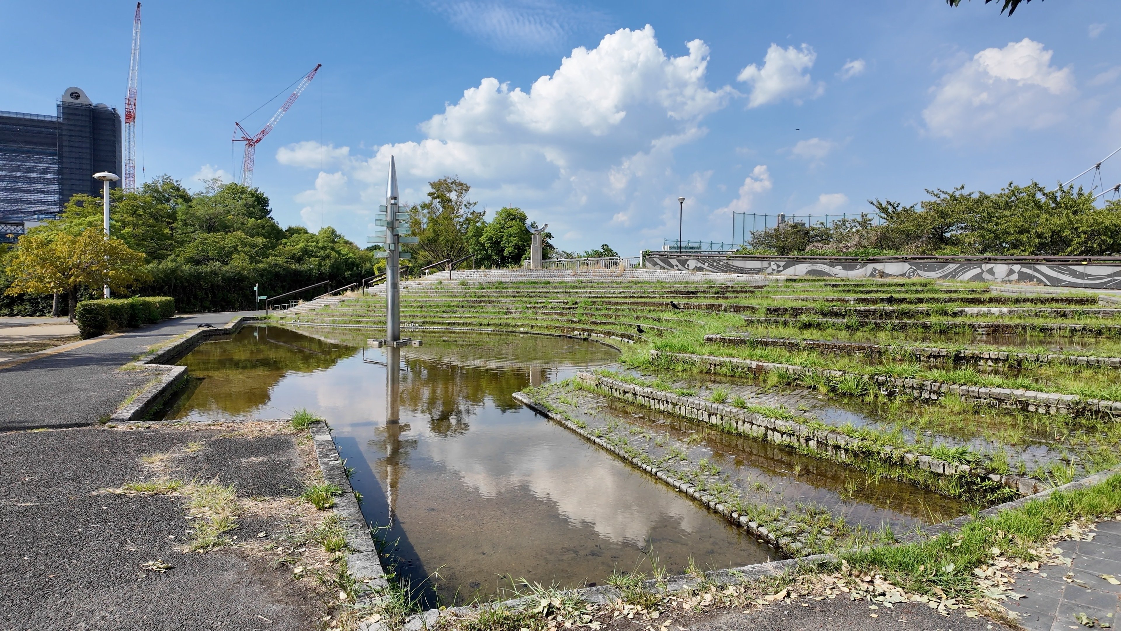 白鳥公園】太夫堀とキャンパスをのぞむ夏散歩｜Masami Ikawa
