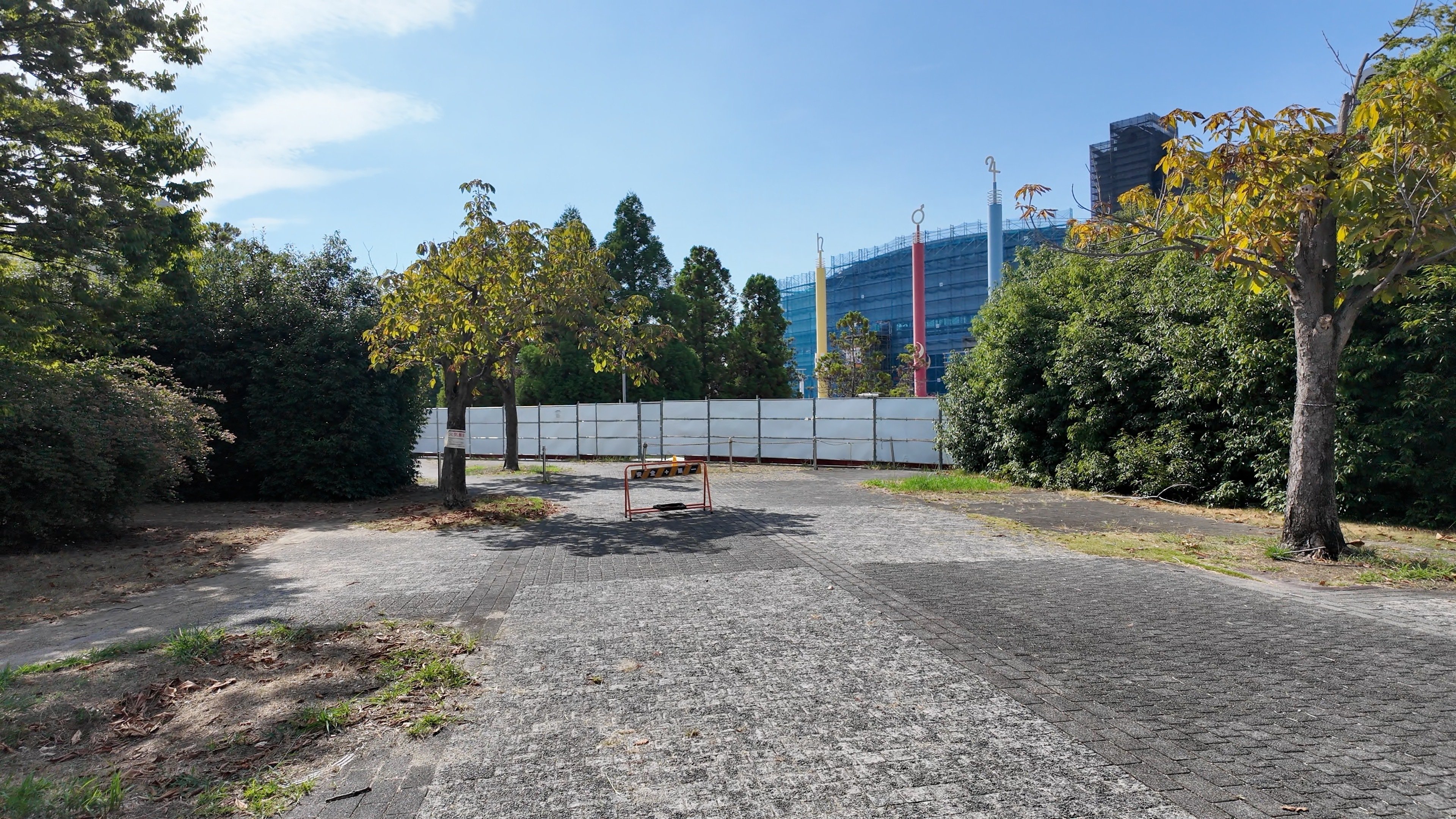 白鳥公園】太夫堀とキャンパスをのぞむ夏散歩｜Masami Ikawa