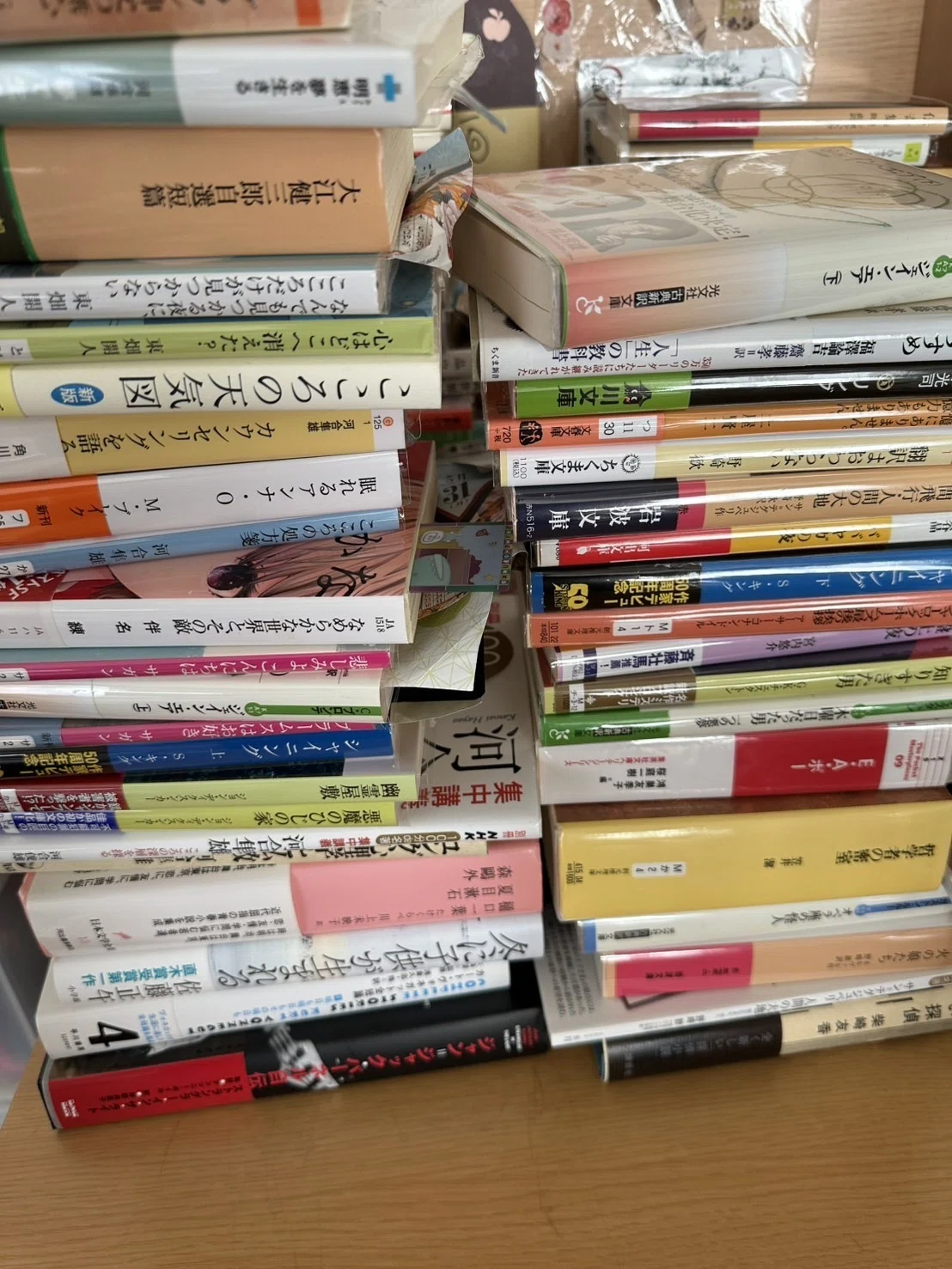 単行本を買う基準。文庫になるまで待つ、文庫特典がある。文庫にはなりにくい出版社。買っても、損は、もちろん、ない。単行本で読むと、高級感がある ...