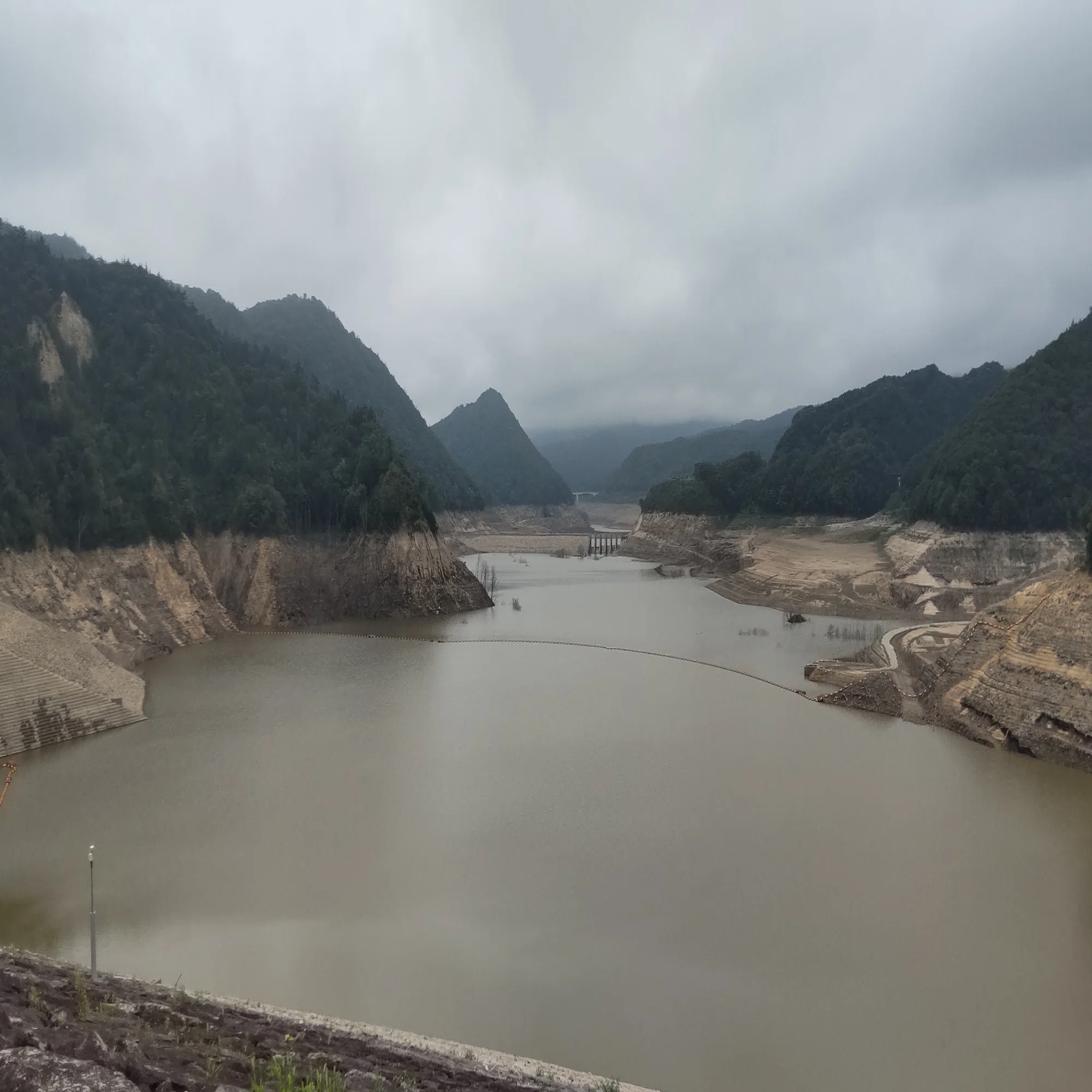 胆沢 ダム 貯水 率