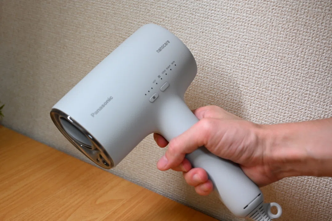 故障からの満足】壊れたドライヤーの代わりに選んだのはナノケア EH