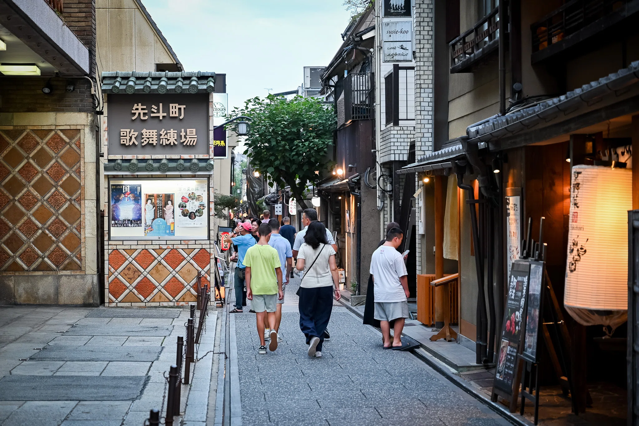 鴨川納涼と蕎麦の新店を覗く散歩(25.8.3)｜京都散歩記録