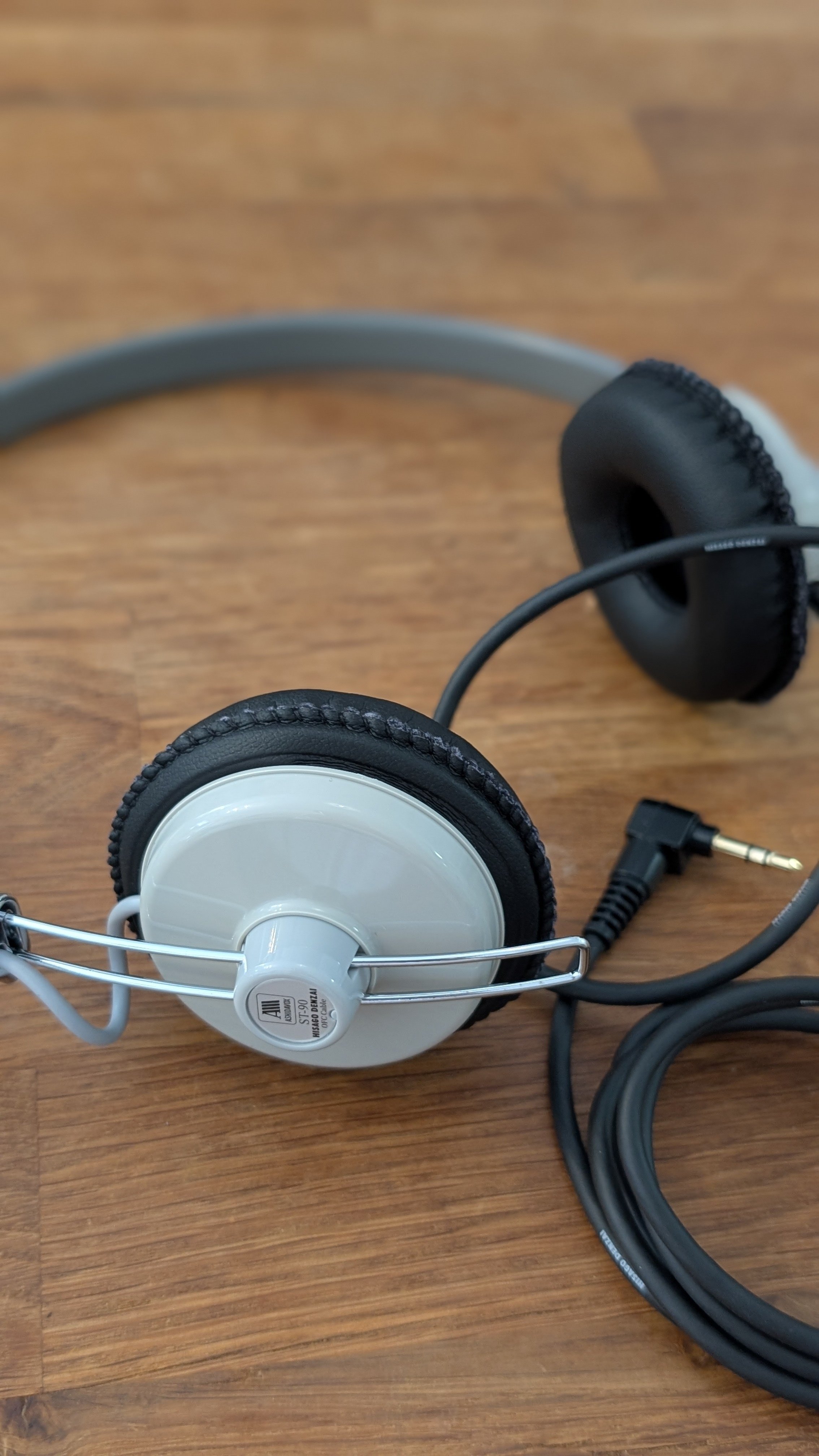 鬼滅を観に行った / ASHODAVOX ST-90-07/ DAC / 耳栓LOOP｜山田コロ