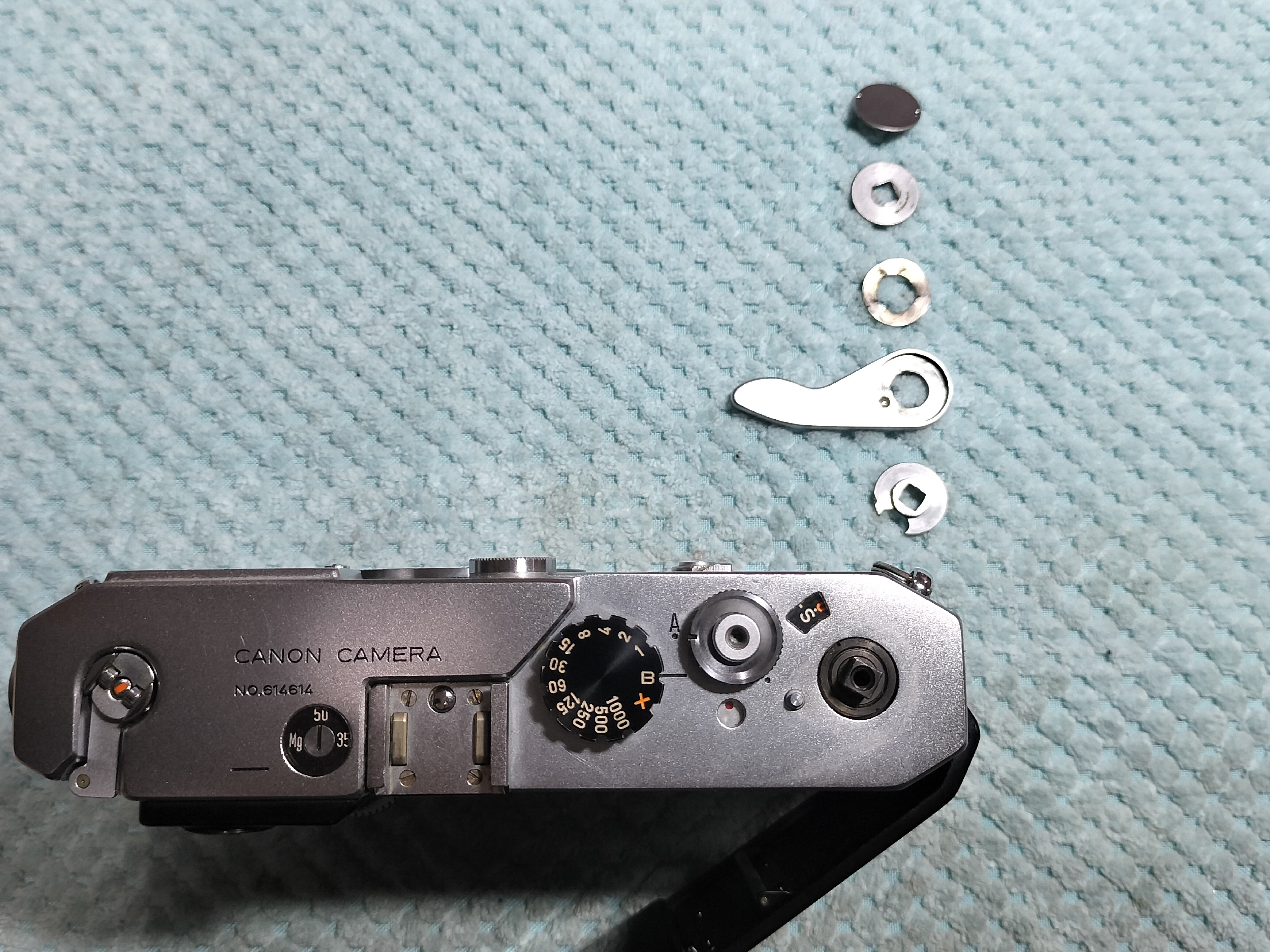 Canon VI-Lの分解｜フィルムカメラ修理のアクアカメラ