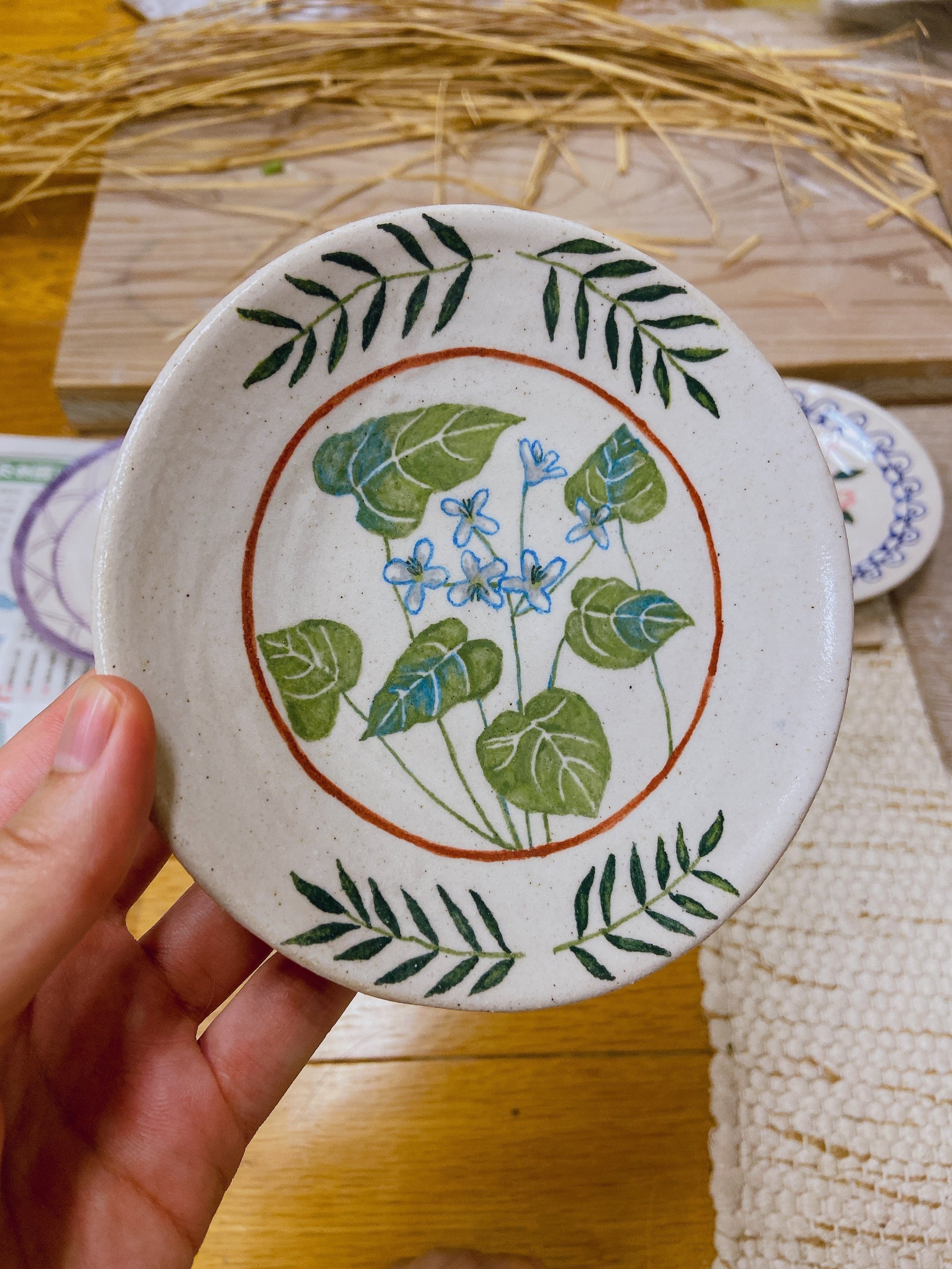 絵付けの小皿 1｜藍菖窯