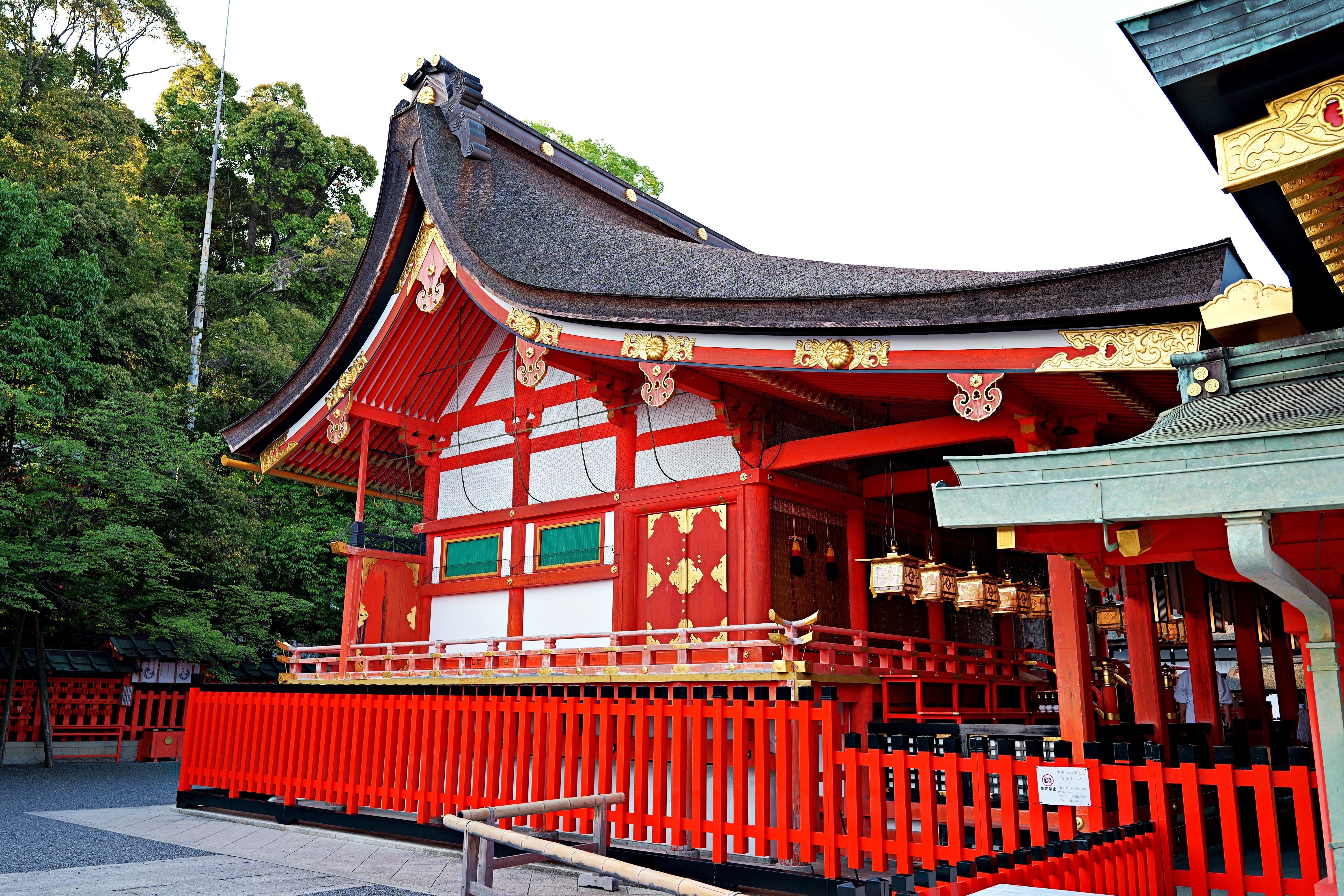 きょうと旅。【特別編】伏見稲荷大社｜10(ten)Q