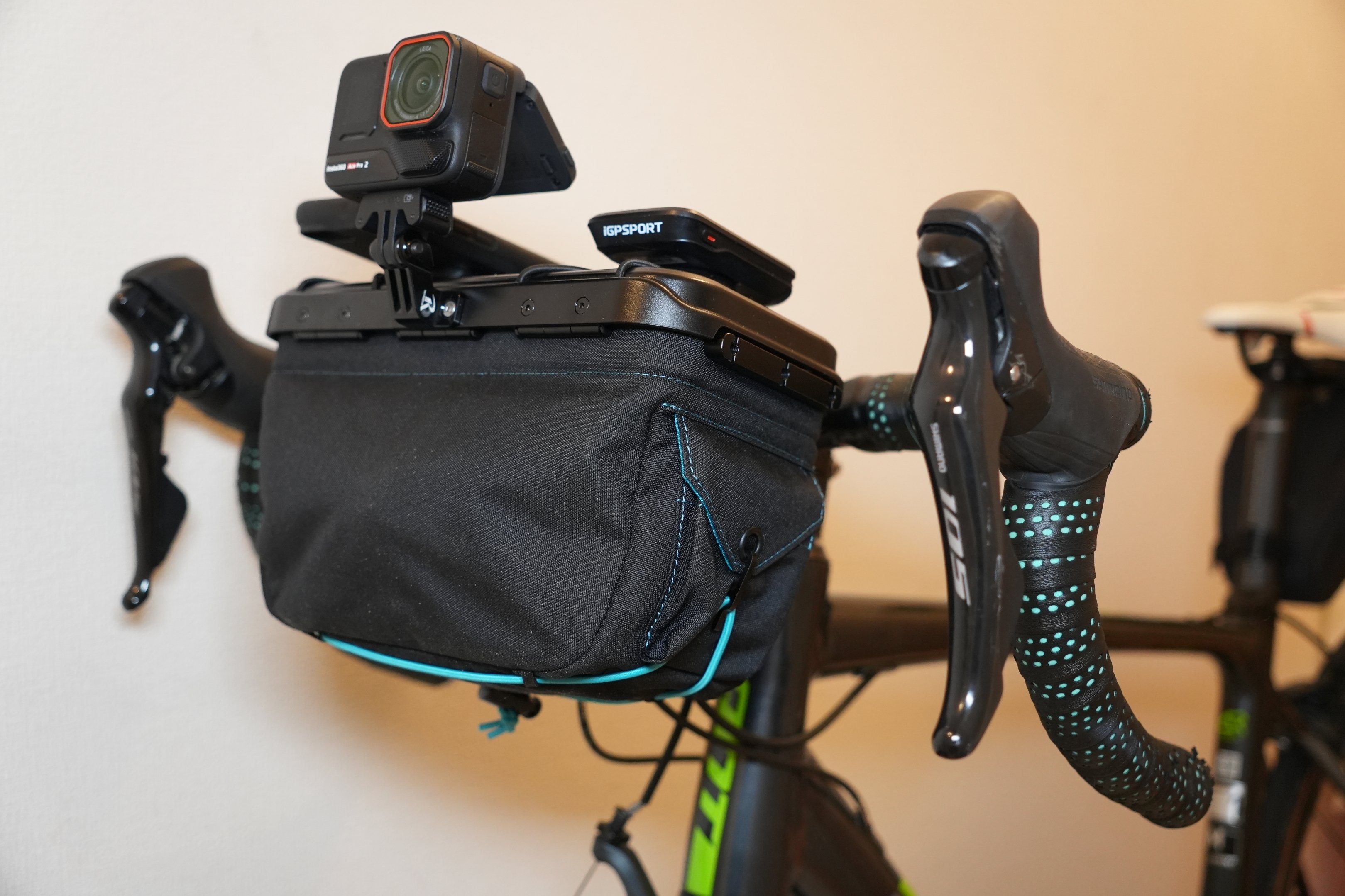【最終価格！！】ロードバイクレックマウントと前後ライトセット美品☆② ZTTOサイコンマウント レッド+キャットアイ用ライトブラケット