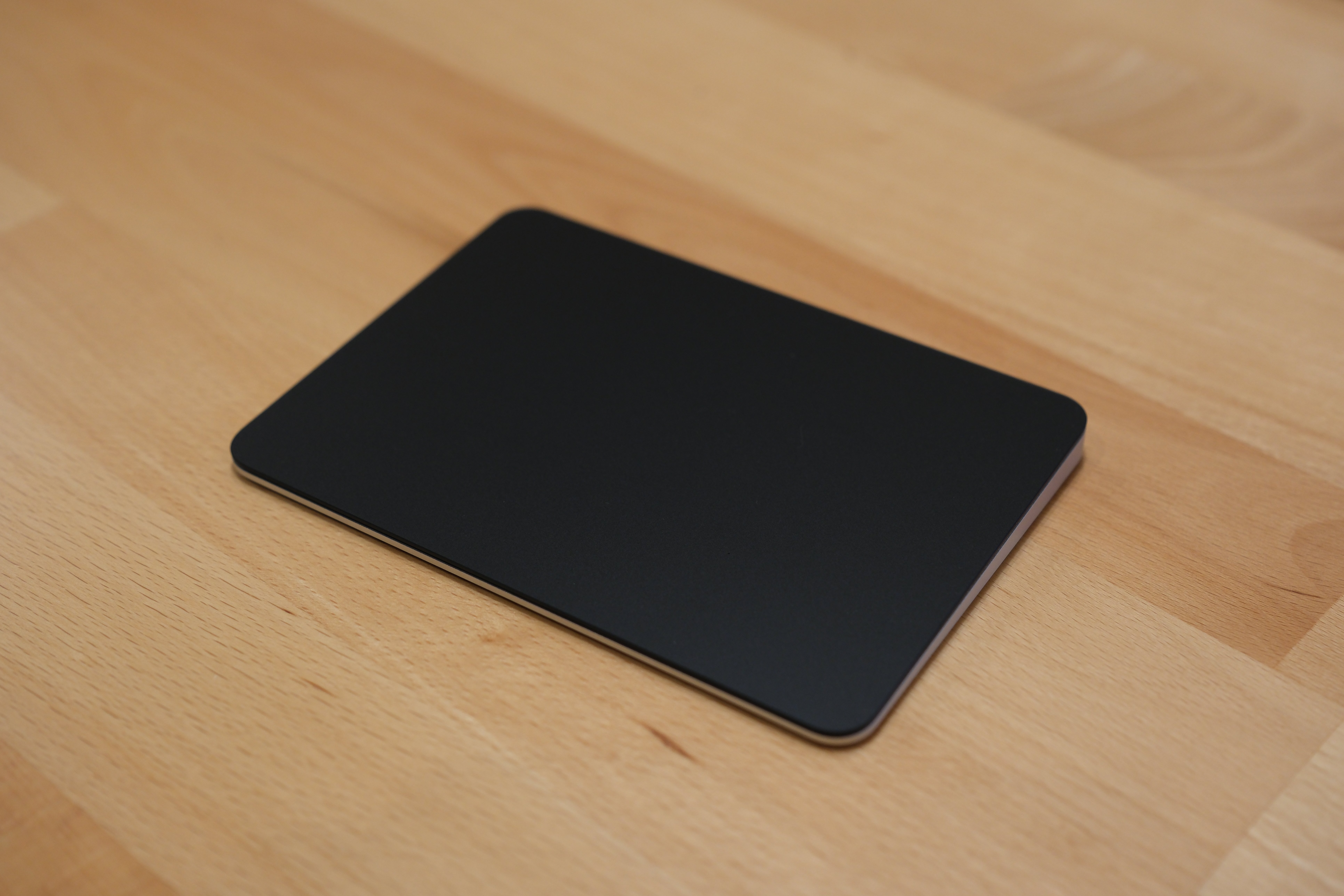 ライトニングとの別れ[Apple Magic Trackpad]｜たから