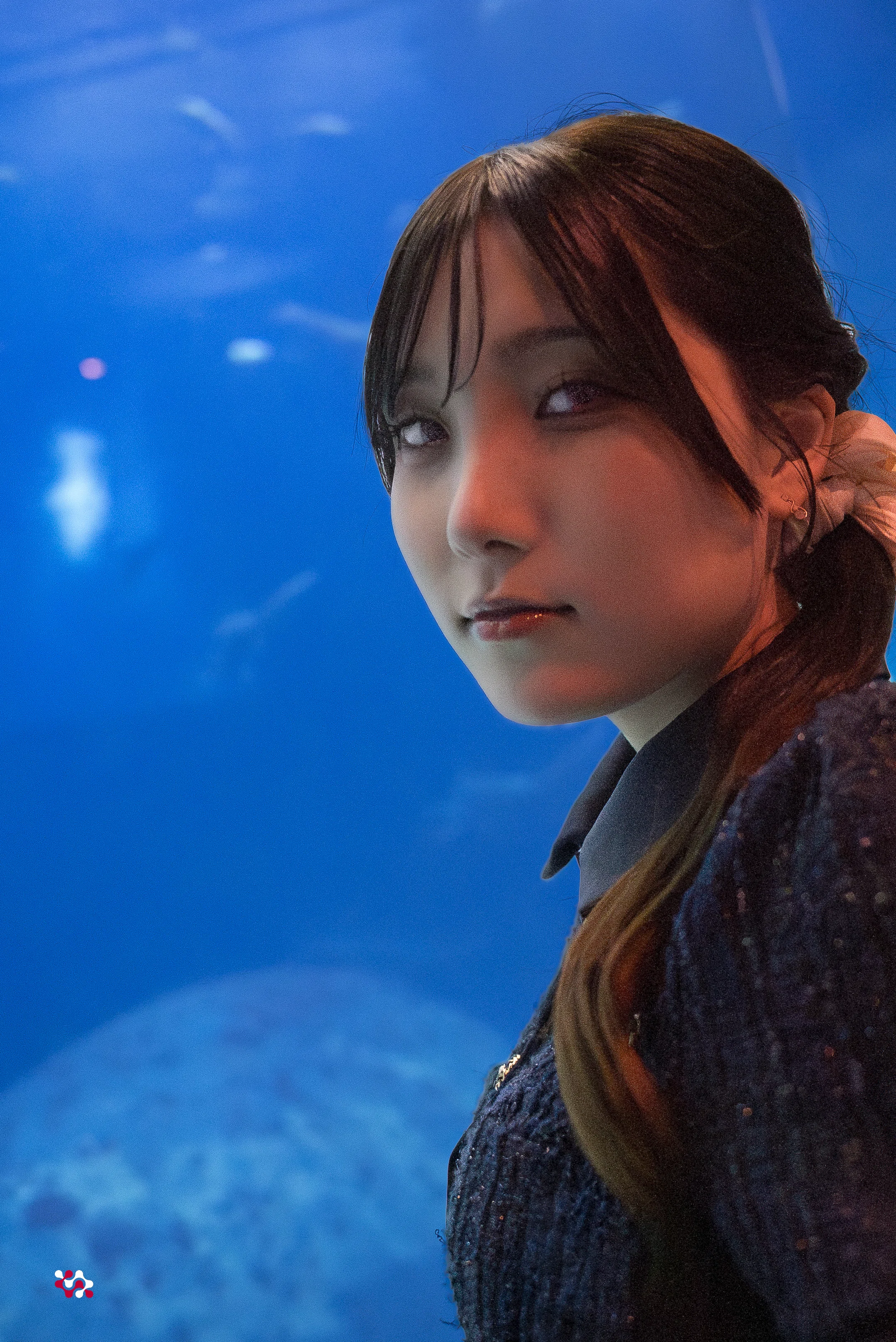 滾る感情を吐き出す（ポートレート撮影 作例の紹介）その40＠某水族館