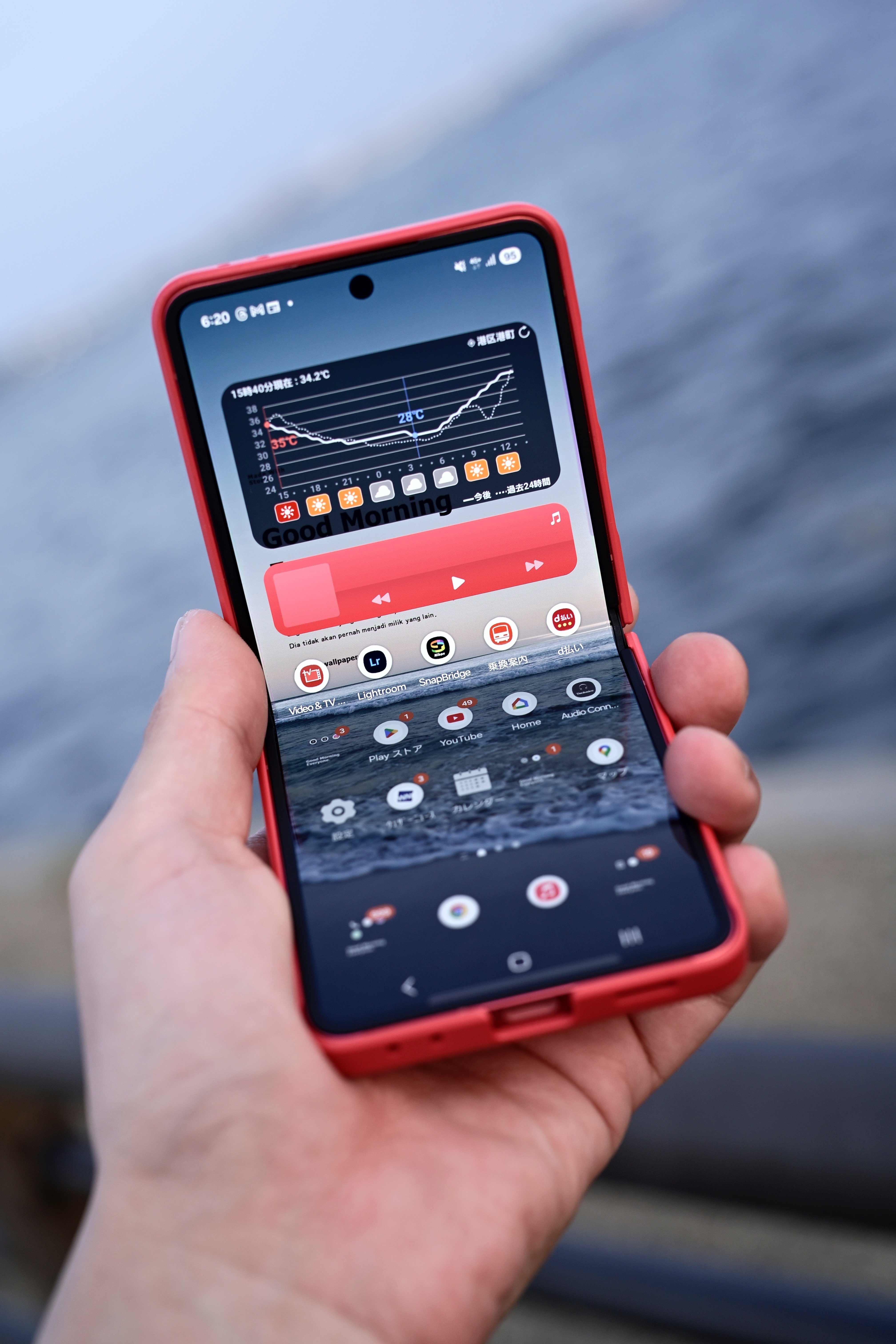 ぶっこわれた携帯 ドコモ＞「Samsung Galaxy Z Flip7」2025年7月17日(木)予約開始