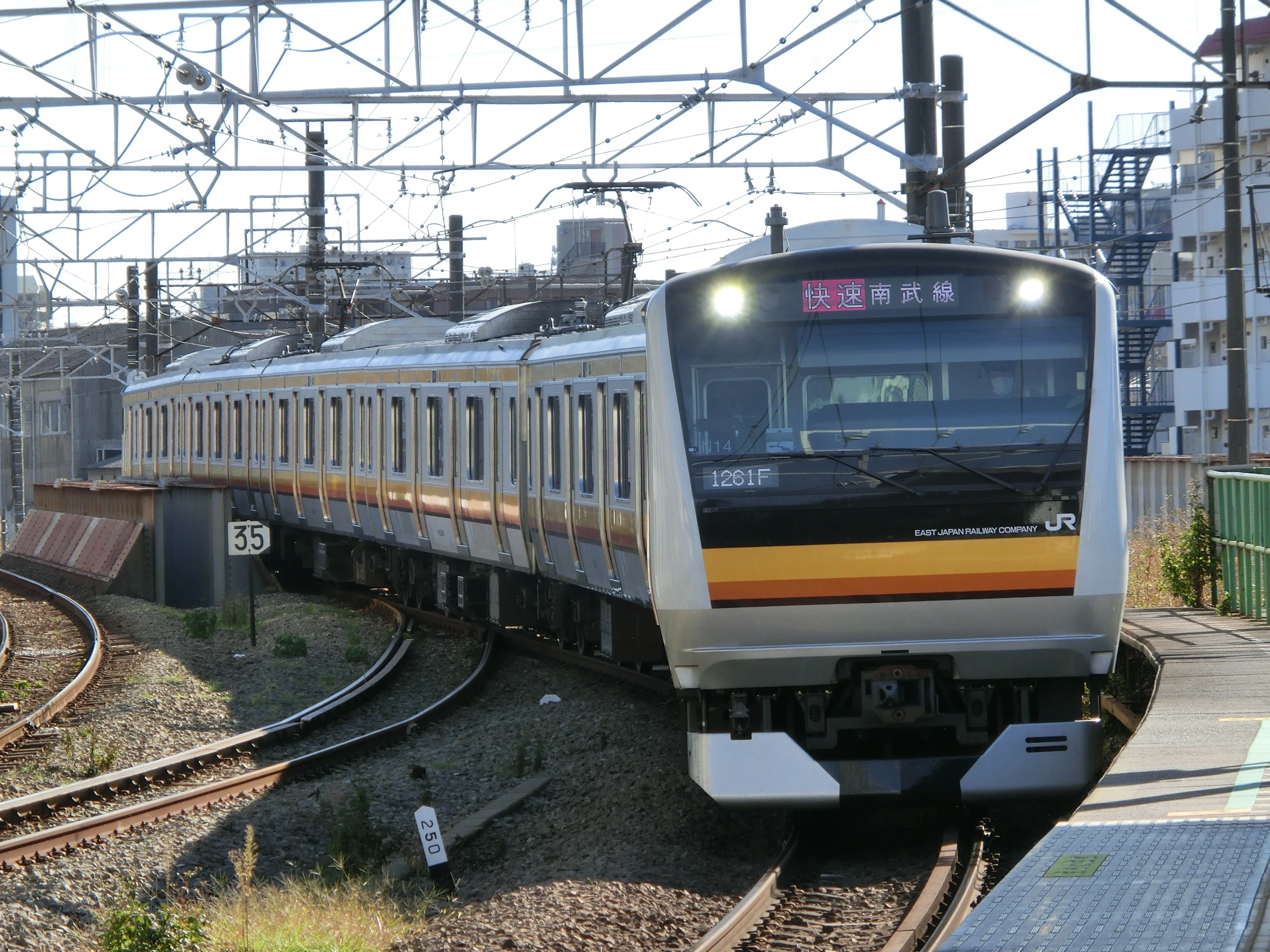 鉄道解説シリーズ]南武線のE233系の派生型｜小田急至上主義者