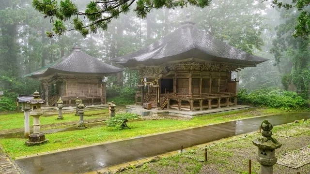 0482 空海最澄修行地、現在過去未来のご利益「出羽三山神社」（山形県