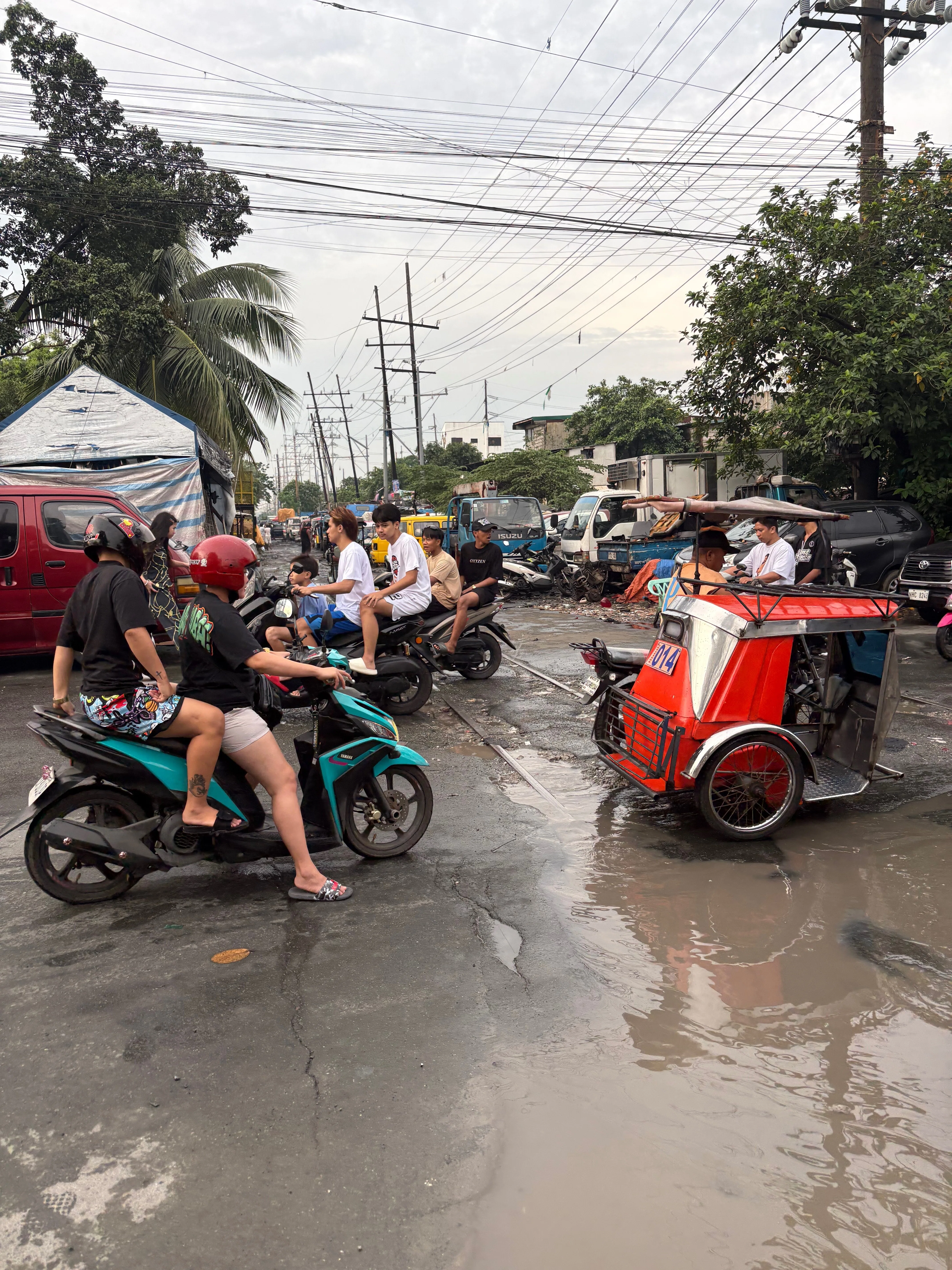マニラ🇵🇭観光】定番の教会から穴場マーケットまとめ｜Kae