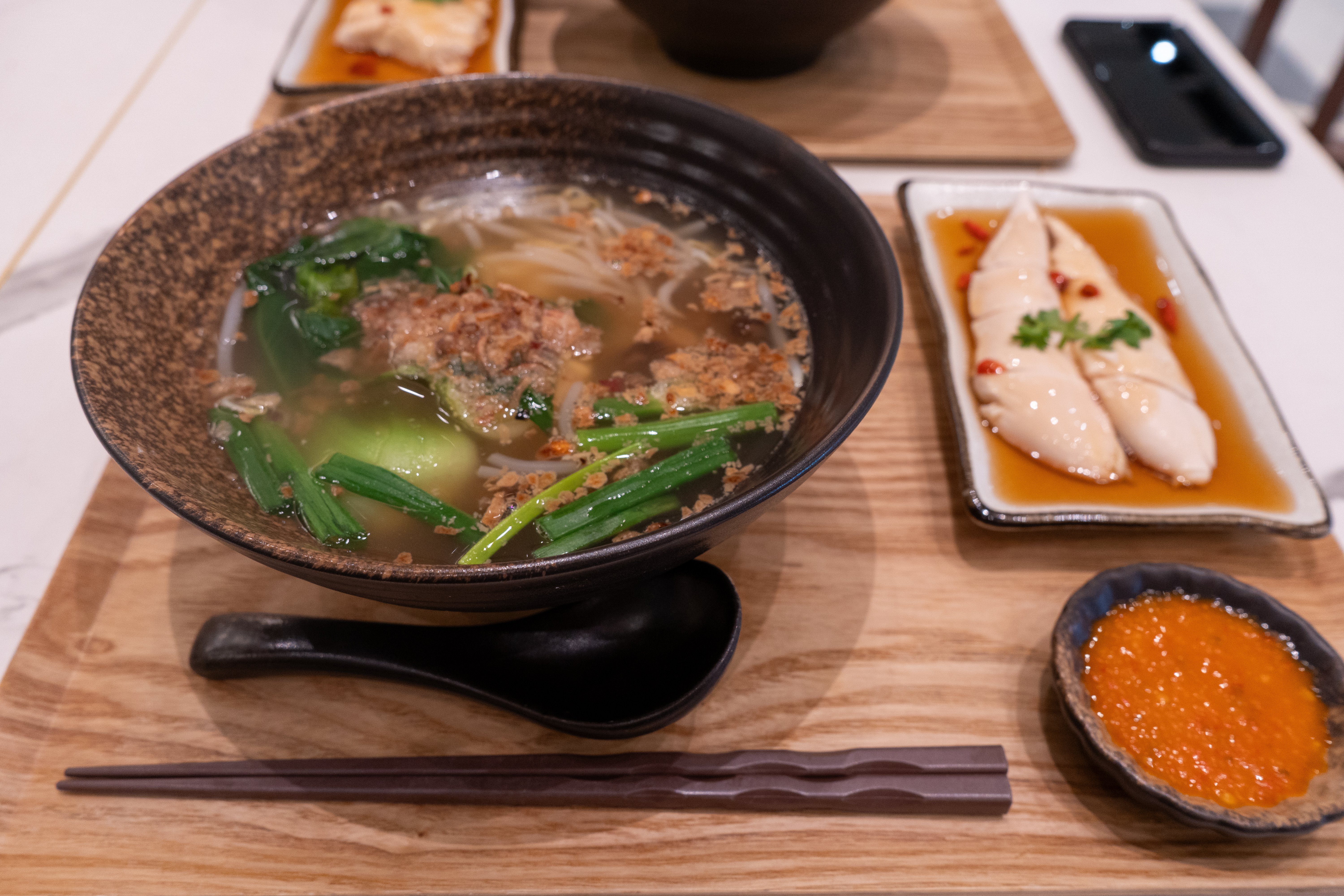 ブルネイドルはシンガポールで使えるのか試してみた｜重田信