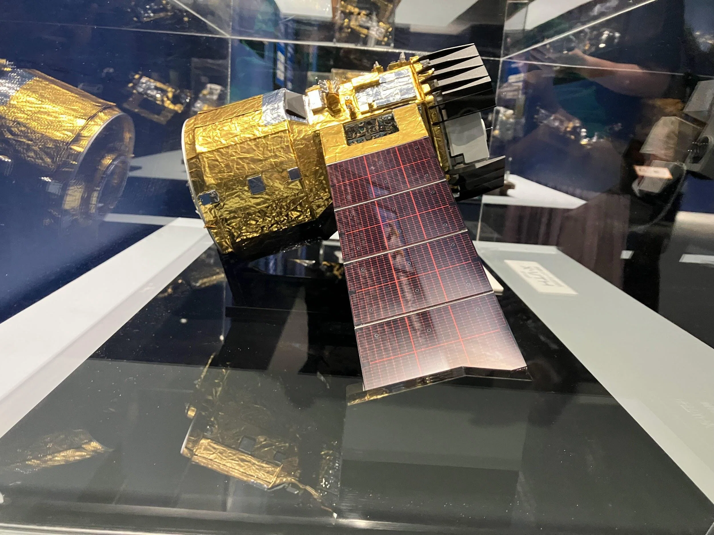 リーマンサット、特別展「深宇宙展 」に潜入～前編～｜リーマンサット