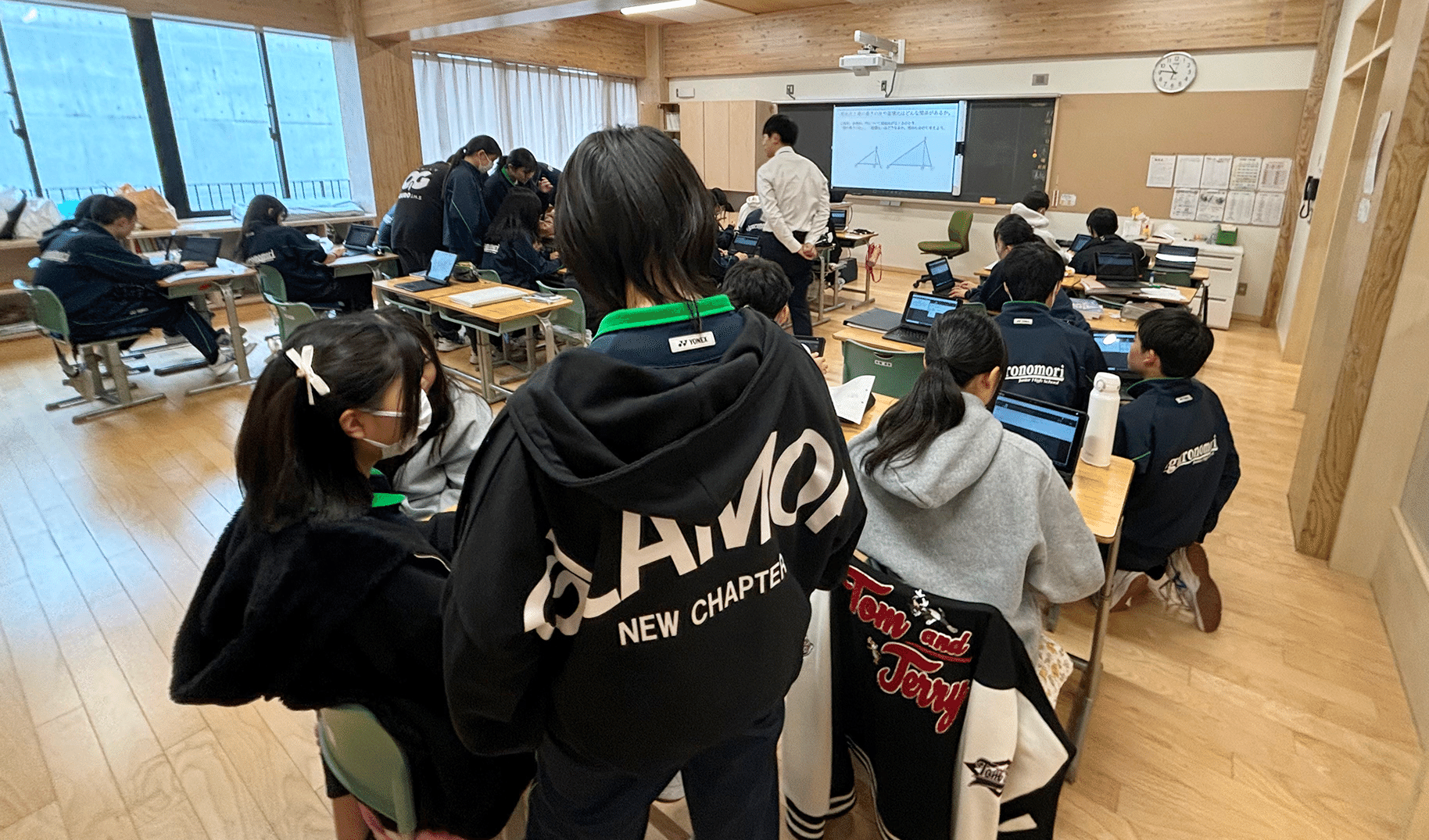 流山市立おおぐろの森中学校、自律自走と共創の授業風景