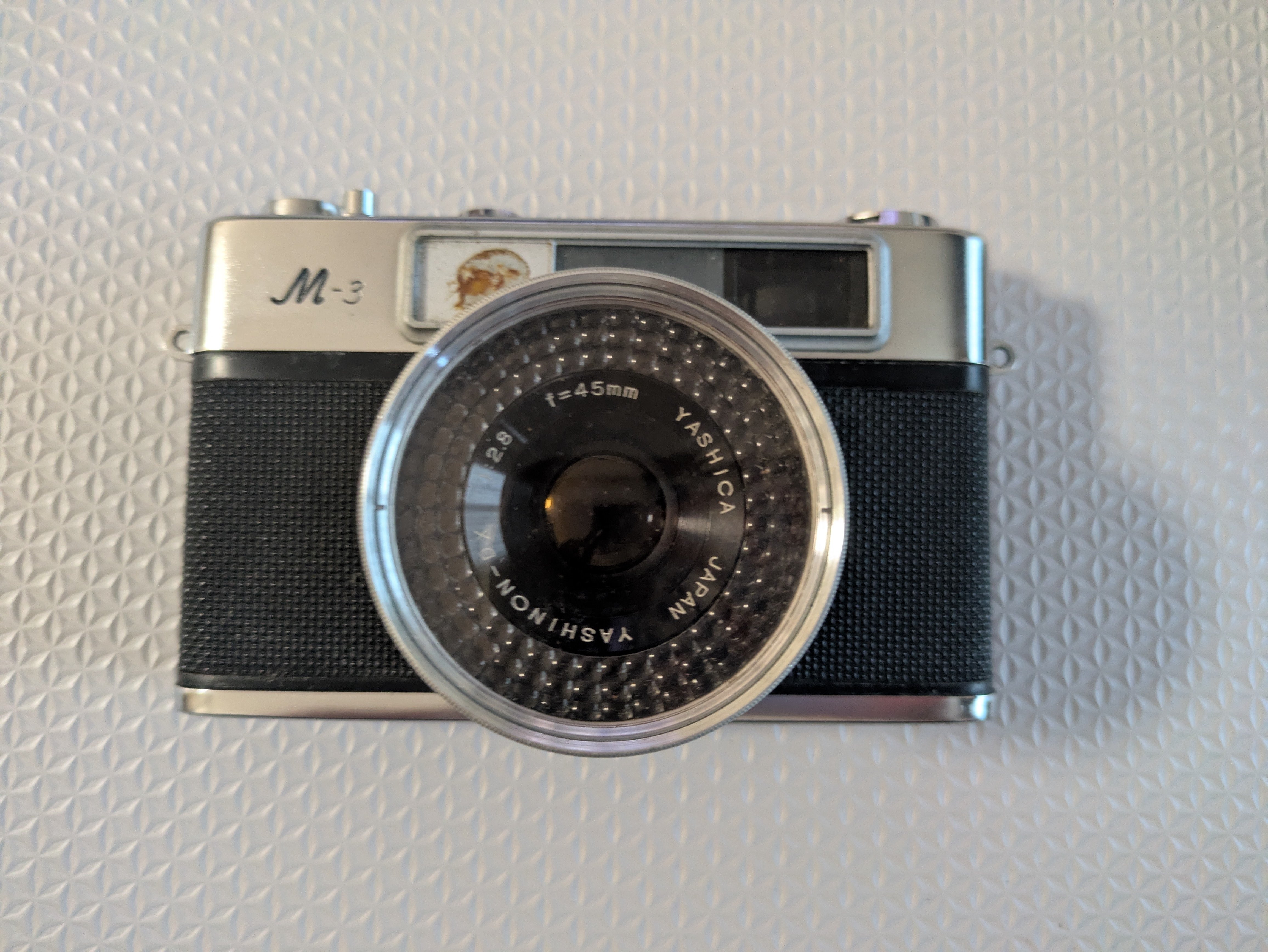 昭和感あふれるヤシカM-3｜初心者のYashinon-DXレンズ体験記｜三鷹の