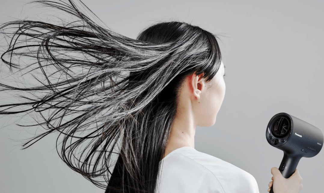 ナノケア　nanocare EH-NAOJ 2024.2023年　ジャンク ジャンク Panasonic ヘアードライヤーナノケア EH-NA0J 23年