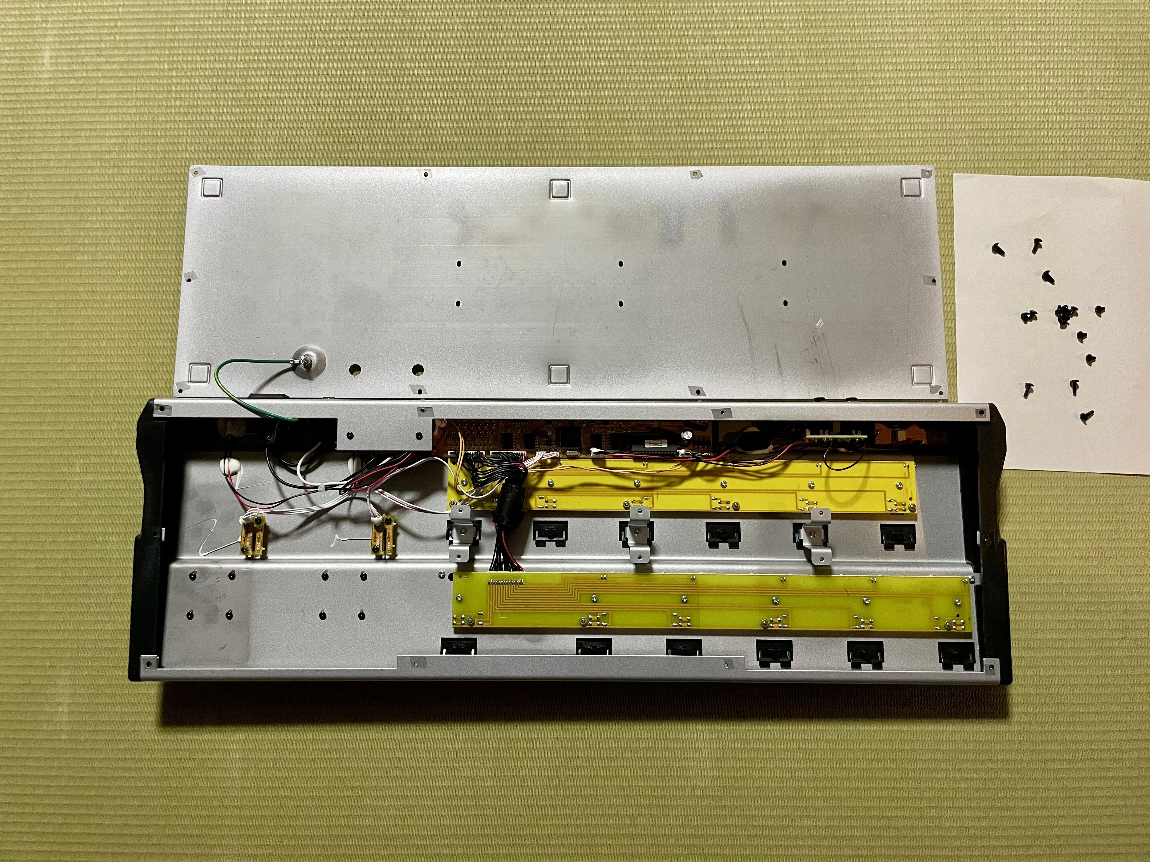 MIDIフットコントローラーFCB1010を拡張するチップUnO2 インストール