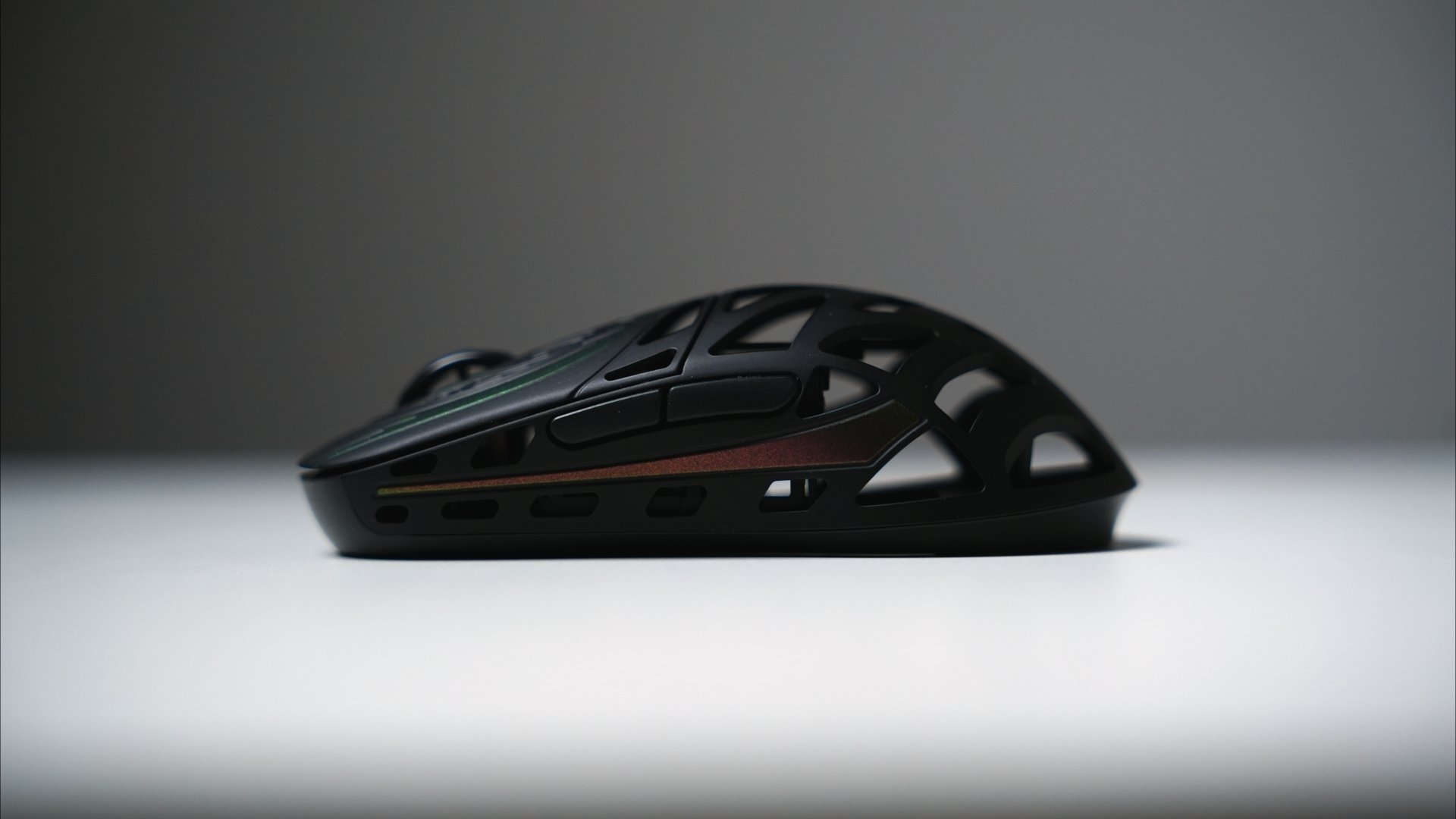 WLmouse Strider レビュー | 時代に追いつけなかったハイハンプ型