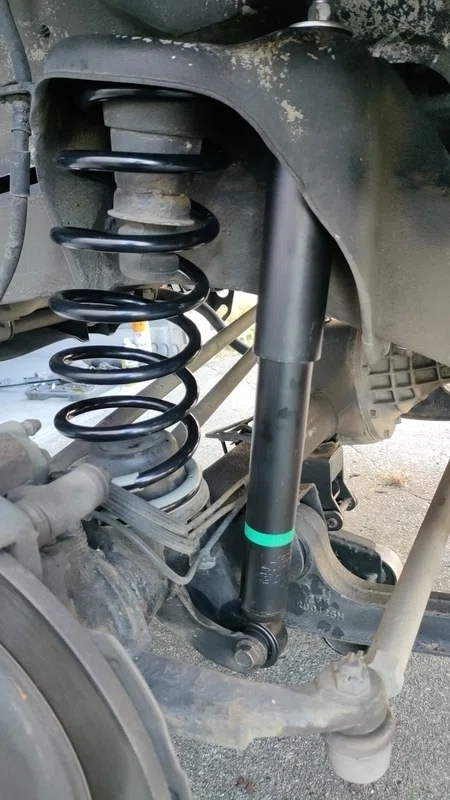 ジムニーのサスペンション JB23にJB74シエラ流用｜ぺんぱん