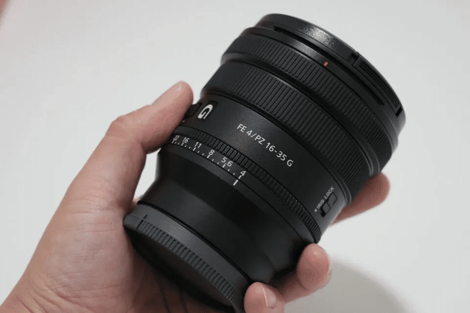 FE PZ 16-35mm F4 G(SELP1635G)がフルサイズもAPS-Cも調度イイ！｜はるか