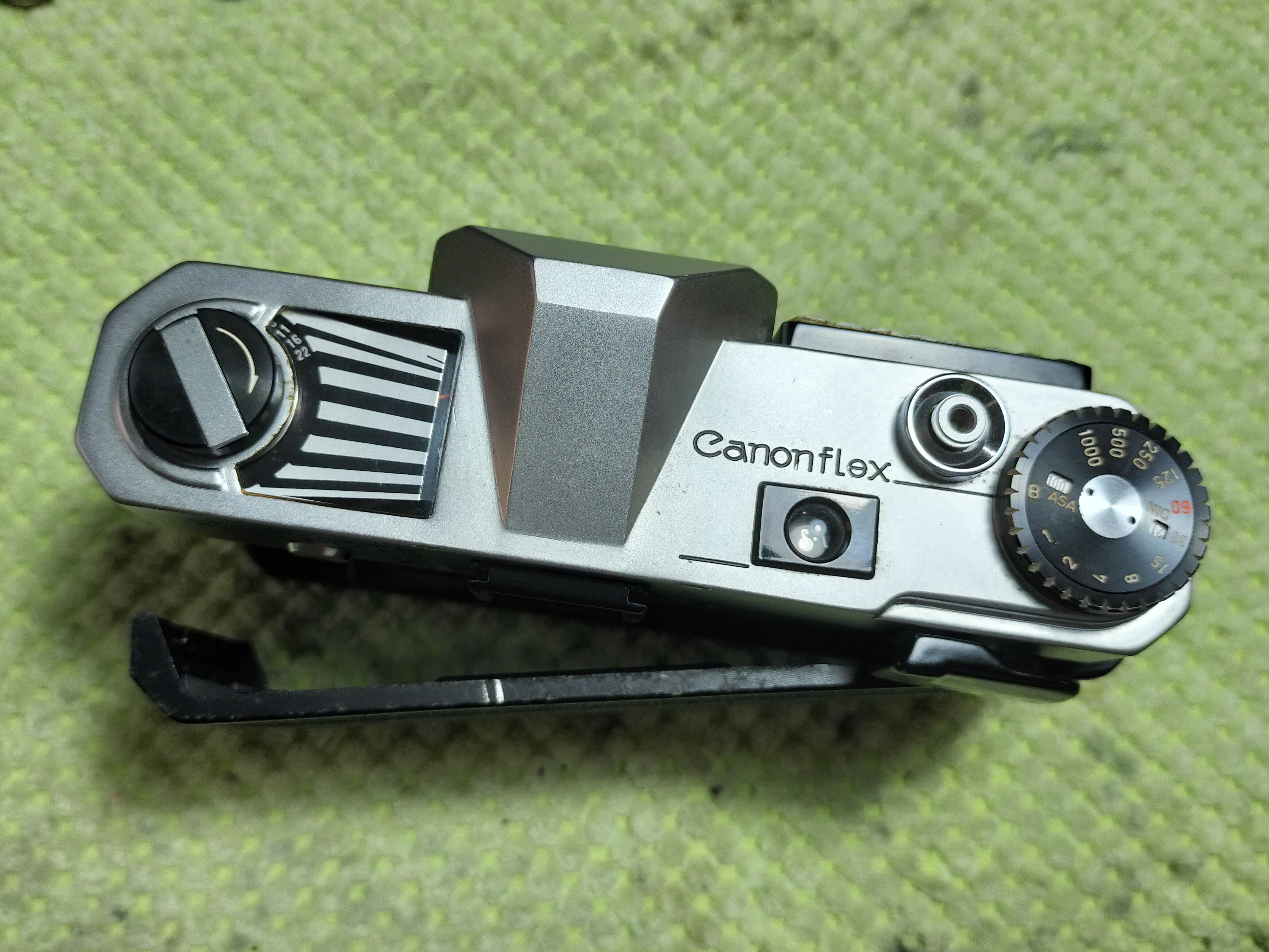 Canon Canonflex RMの分解｜フィルムカメラ修理のアクアカメラ