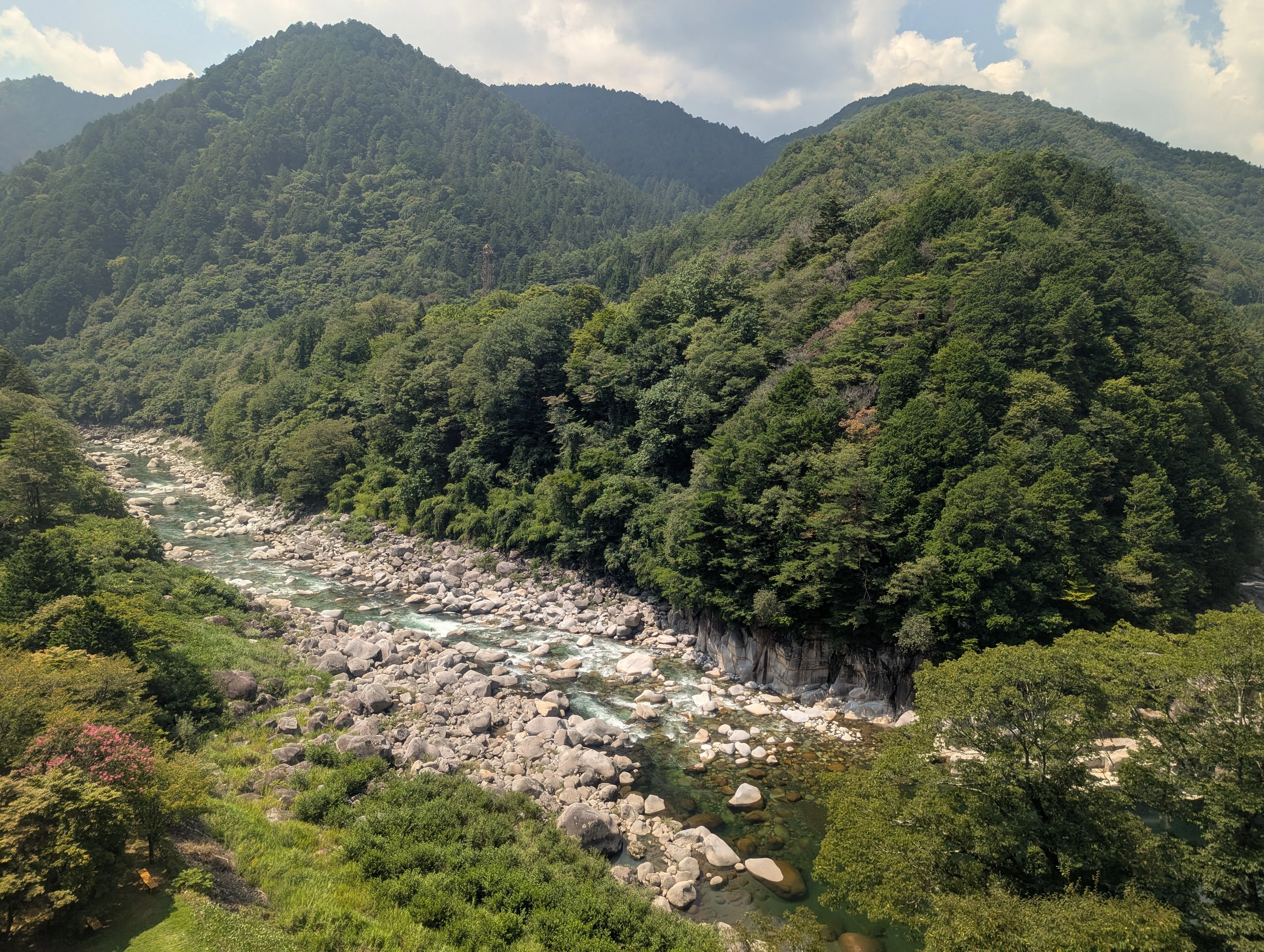 諏訪・ひとり旅】夏の花火と北澤美術館｜さりー