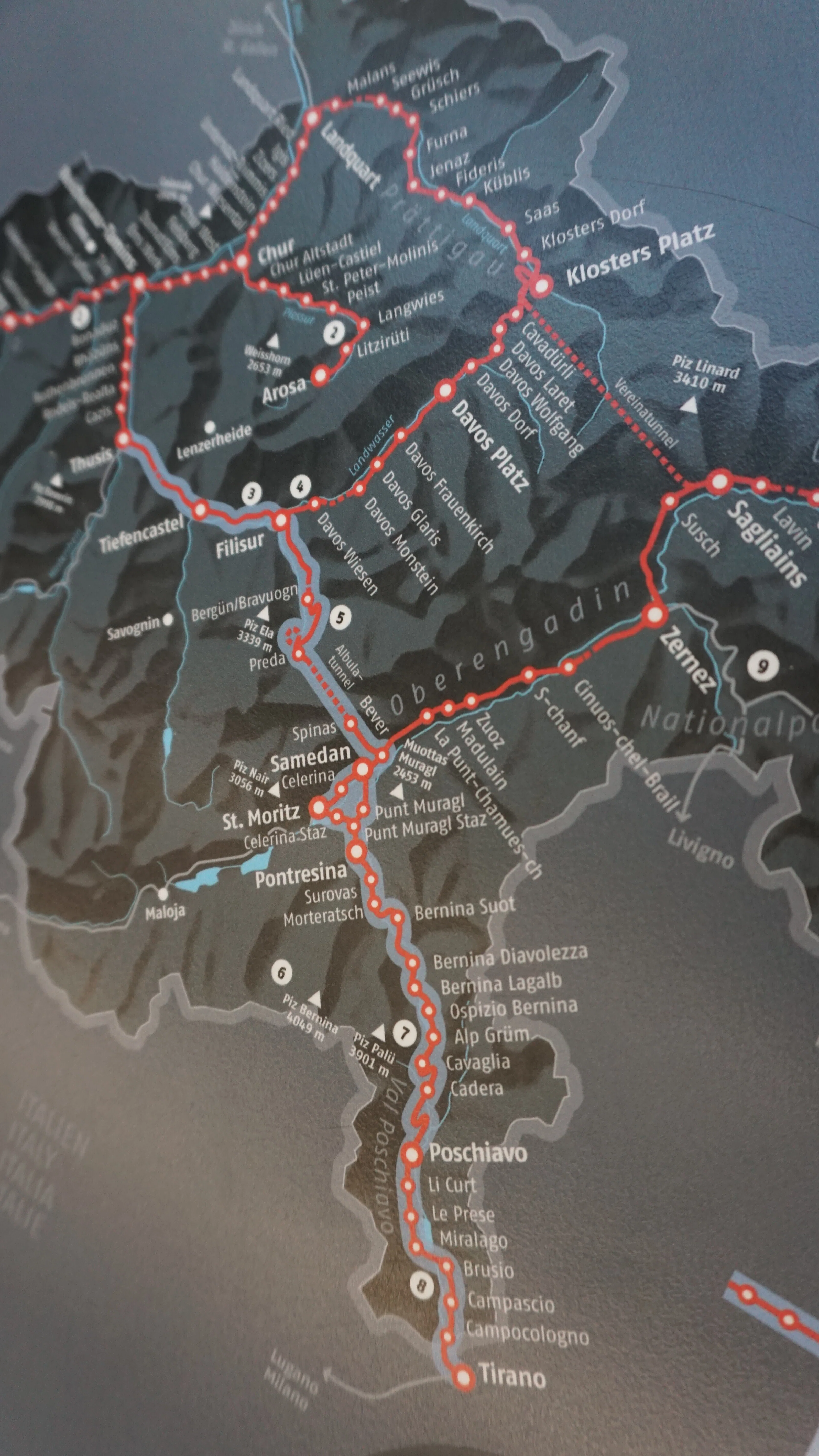 レーティッシュ鉄道に乗って～忘れられない絶景が続く鉄道路線～第1話
