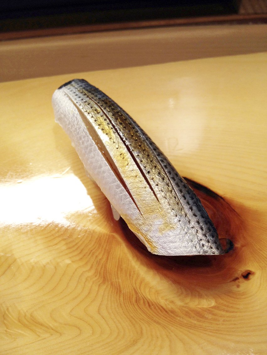 【送料無料　激レア商品】 浅草・美家古寿司の嫁そだて味しこみ / 内田栄一 粋で乙な店を歩く・シリーズ Vol.2 浅草/弁天山美家古寿司 お