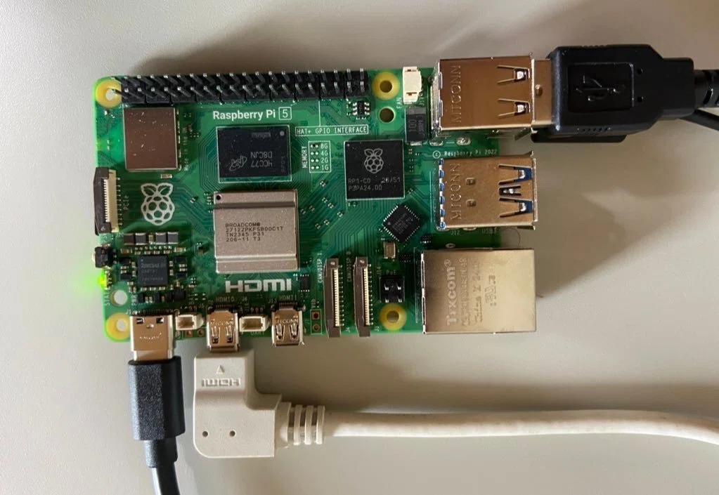 How to Get Started with Raspberry Pi 5 and Choose Peripherals｜とみやす@北海道の農家
