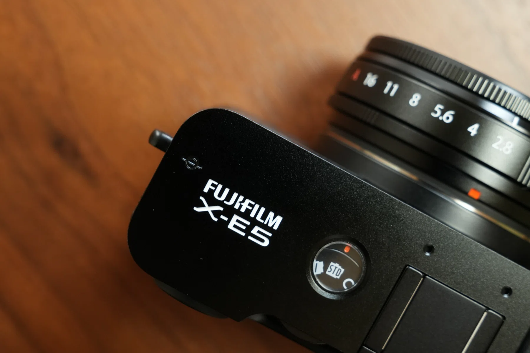FUJIFILM X-E5 レビュー / シンプル＆クラシカルなカメラ｜chiba