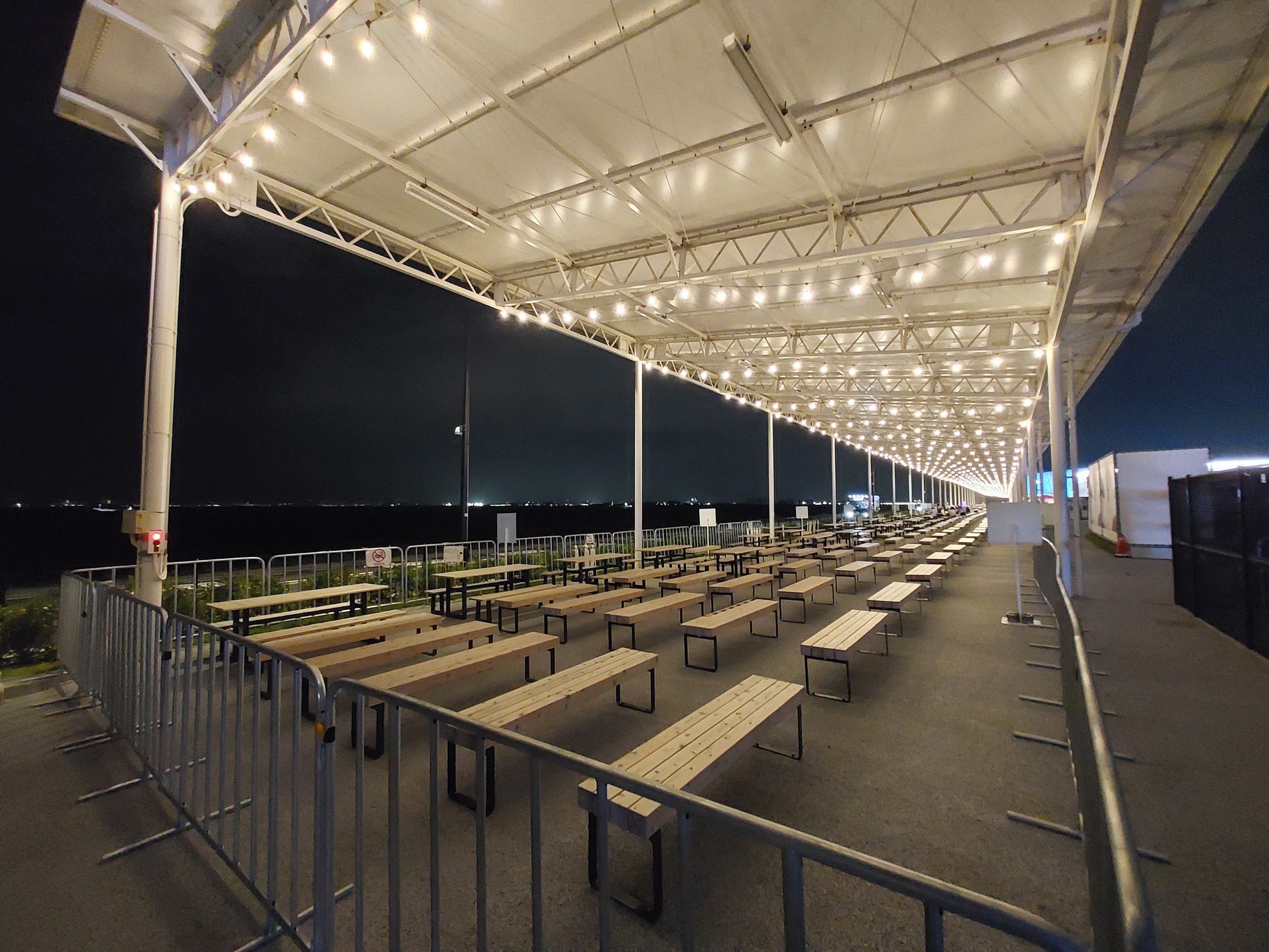 万博・私の好きな場所 団体休憩所西｜旭堂南湖