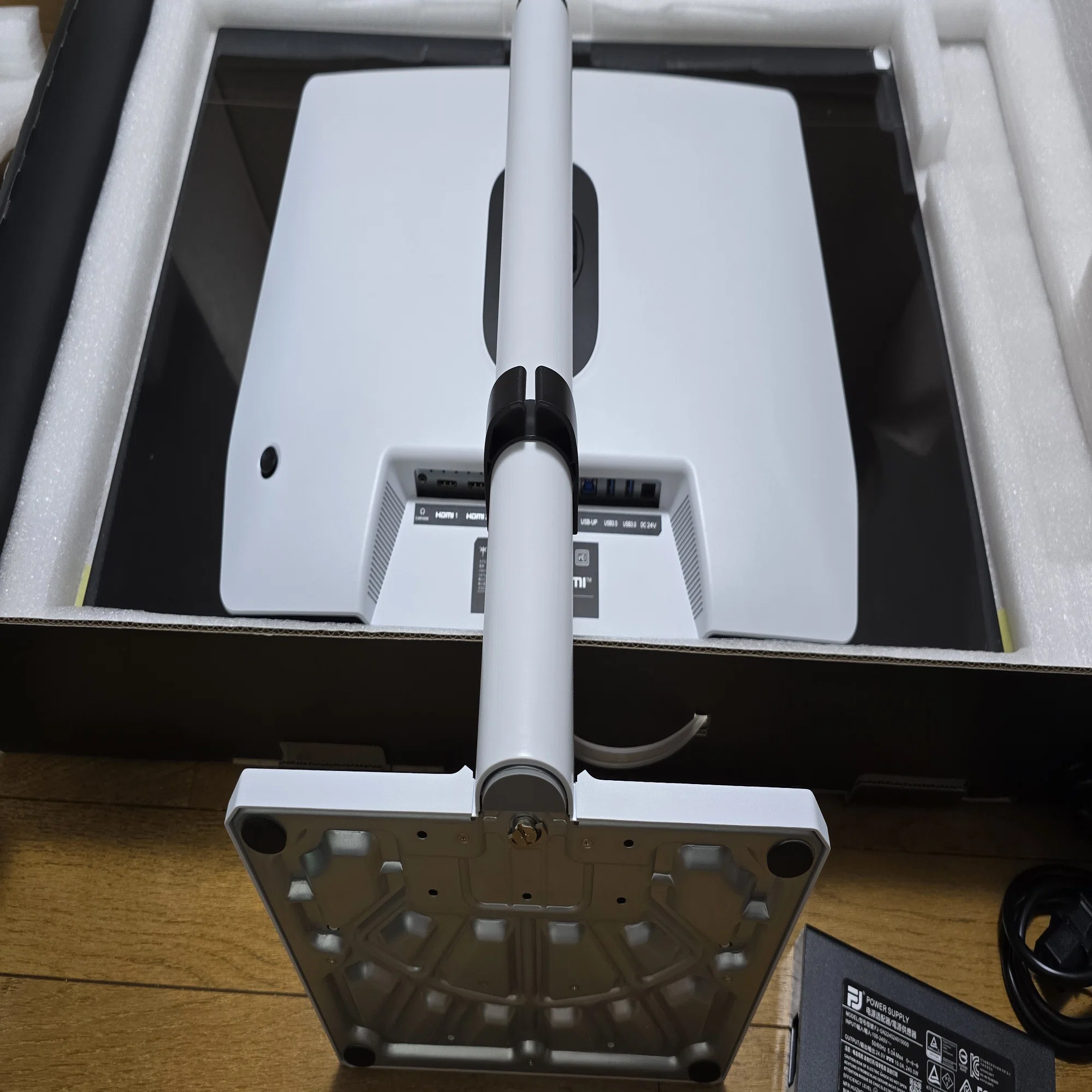 PR】KTC G32P5 30日間使用レビュー：「映像美も勝ち筋も、そして日常も 